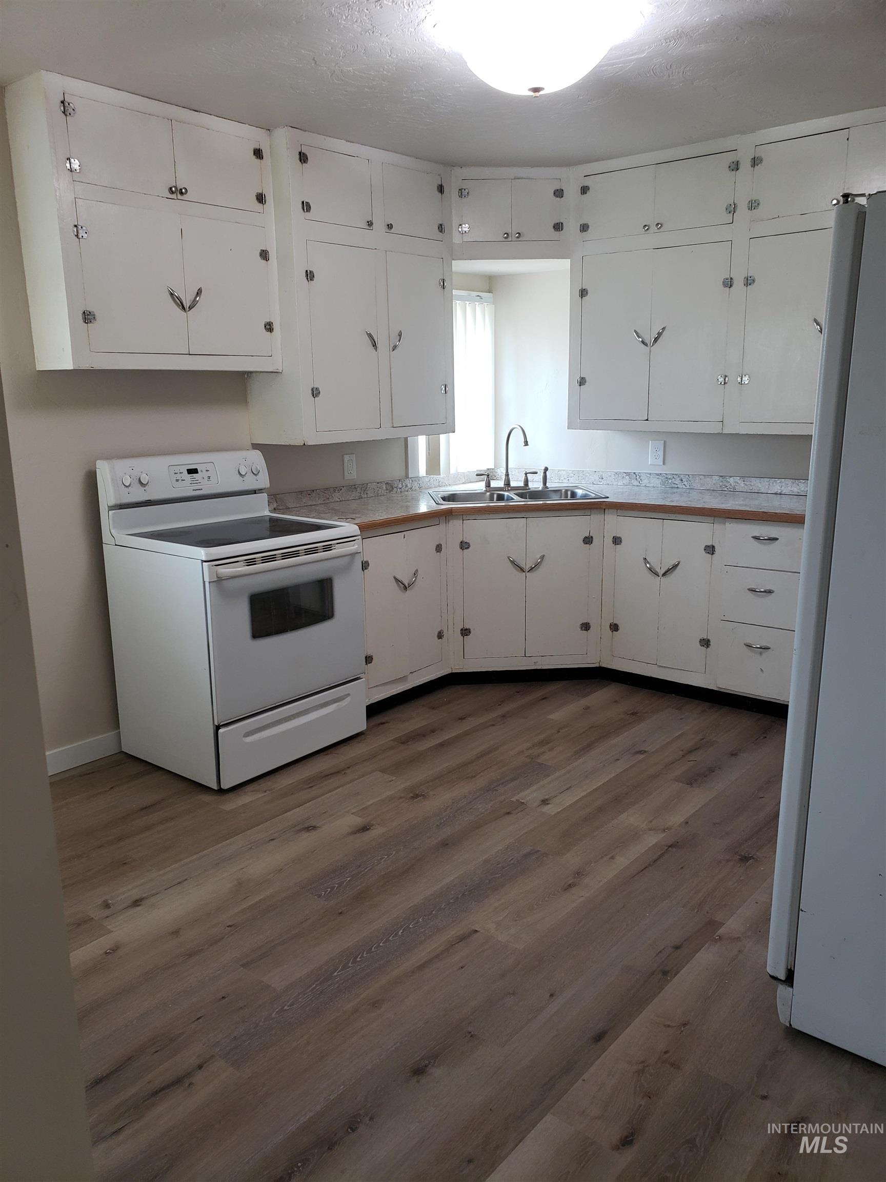 131 Patton Street, Marsing, Idaho 83639, 3 Bedrooms, 1 Bathroom, Rental For Rent, Price $1,650,MLS 98973141