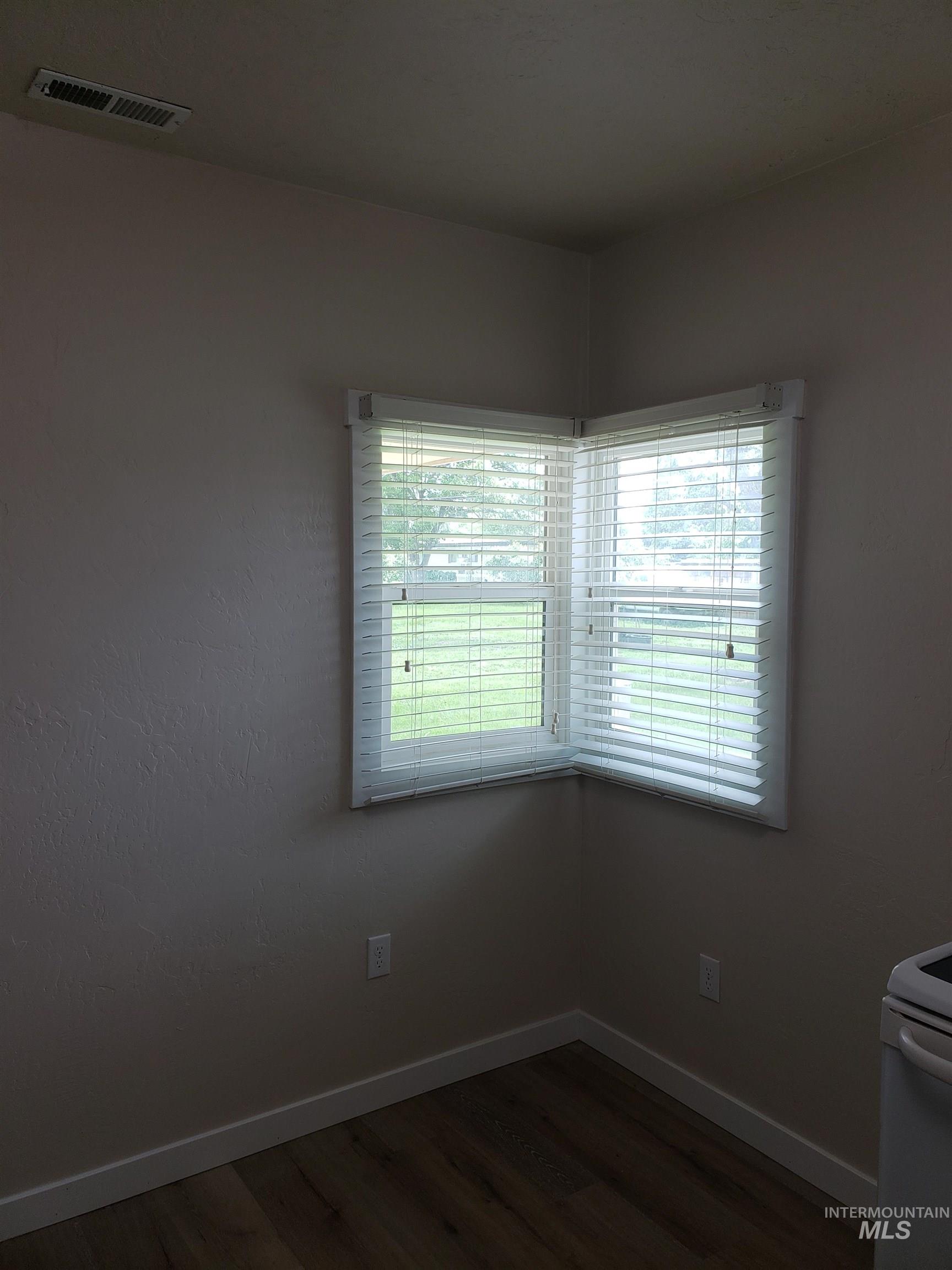 131 Patton Street, Marsing, Idaho 83639, 3 Bedrooms, 1 Bathroom, Rental For Rent, Price $1,650,MLS 98973141