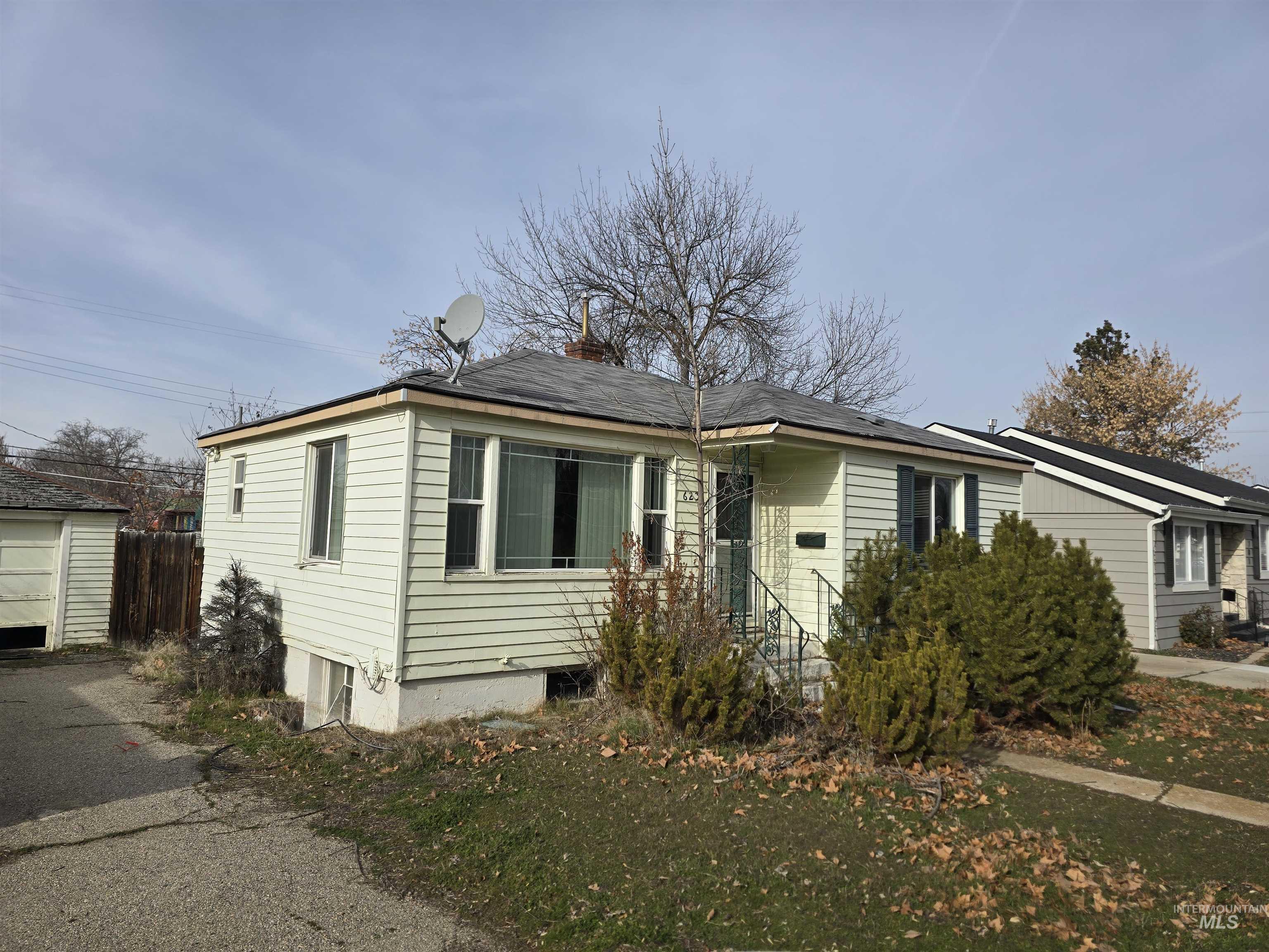 623 N Stanley, Boise, Idaho 83704, 3 Bedrooms, 2 Bathrooms, Residential For Sale, Price $325,000,MLS 98973143