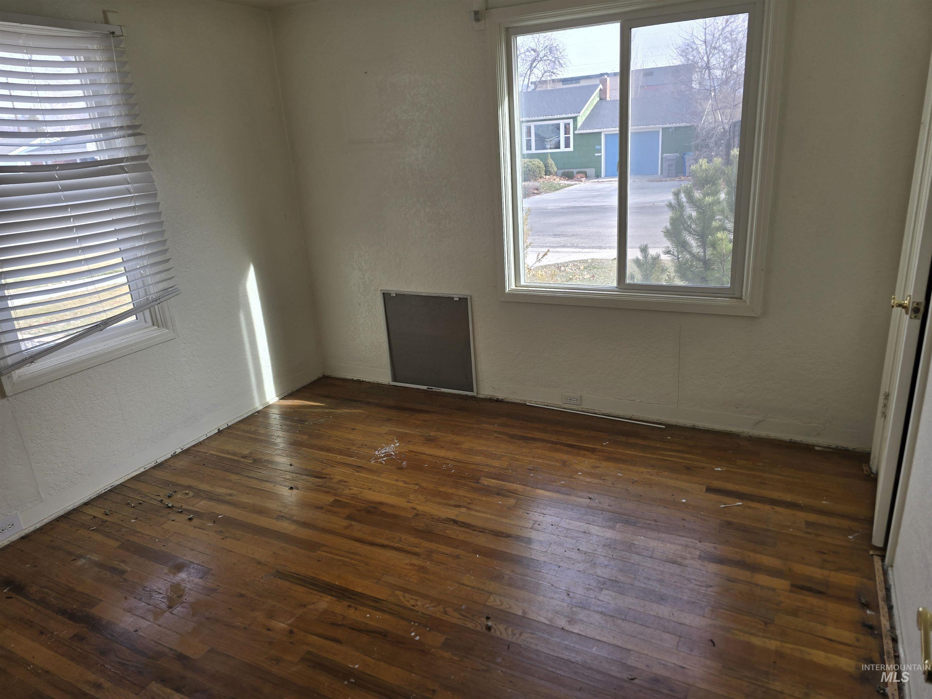 623 N Stanley, Boise, Idaho 83704, 3 Bedrooms, 2 Bathrooms, Residential For Sale, Price $325,000,MLS 98973143