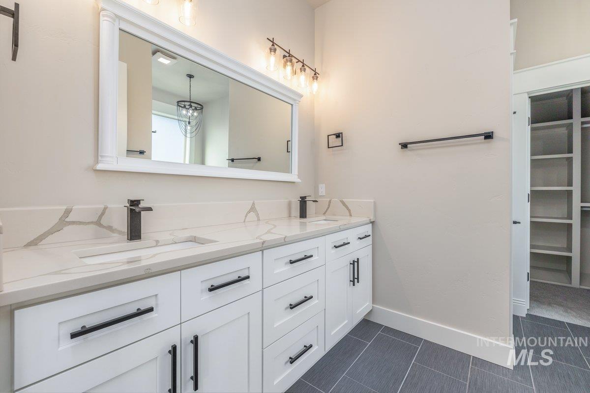 5990 W View Drive, Meridian, Idaho 83642, 5 Bedrooms, 4.5 Bathrooms, Residential For Sale, Price $1,699,000,MLS 98973145