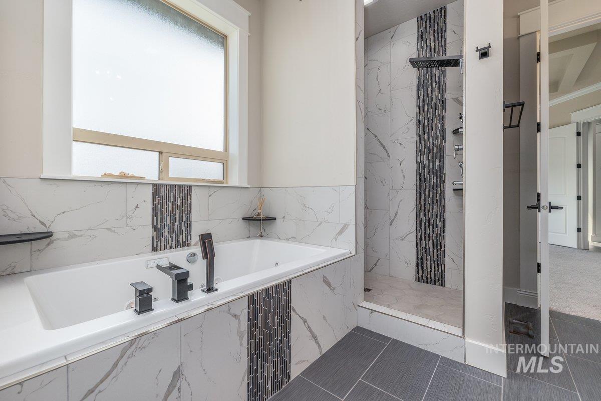 5990 W View Drive, Meridian, Idaho 83642, 5 Bedrooms, 4.5 Bathrooms, Residential For Sale, Price $1,699,000,MLS 98973145