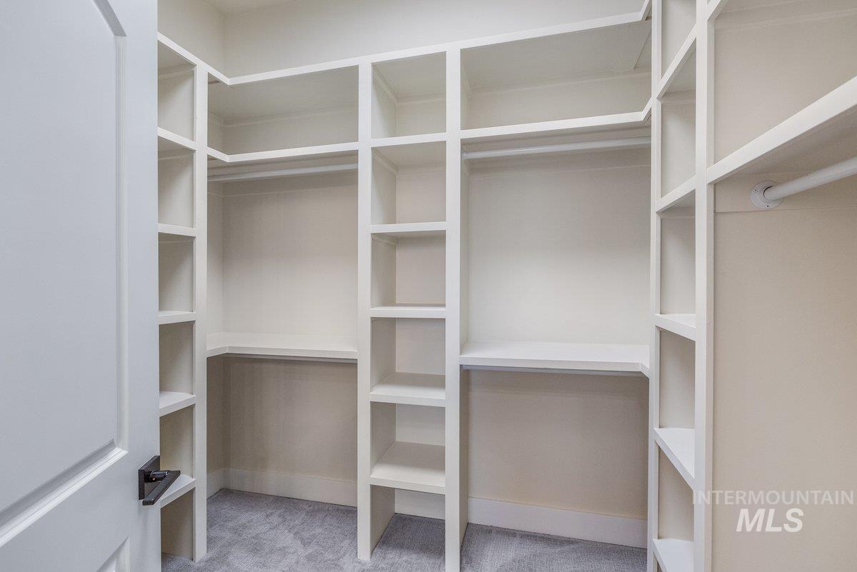 5990 W View Drive, Meridian, Idaho 83642, 5 Bedrooms, 4.5 Bathrooms, Residential For Sale, Price $1,699,000,MLS 98973145