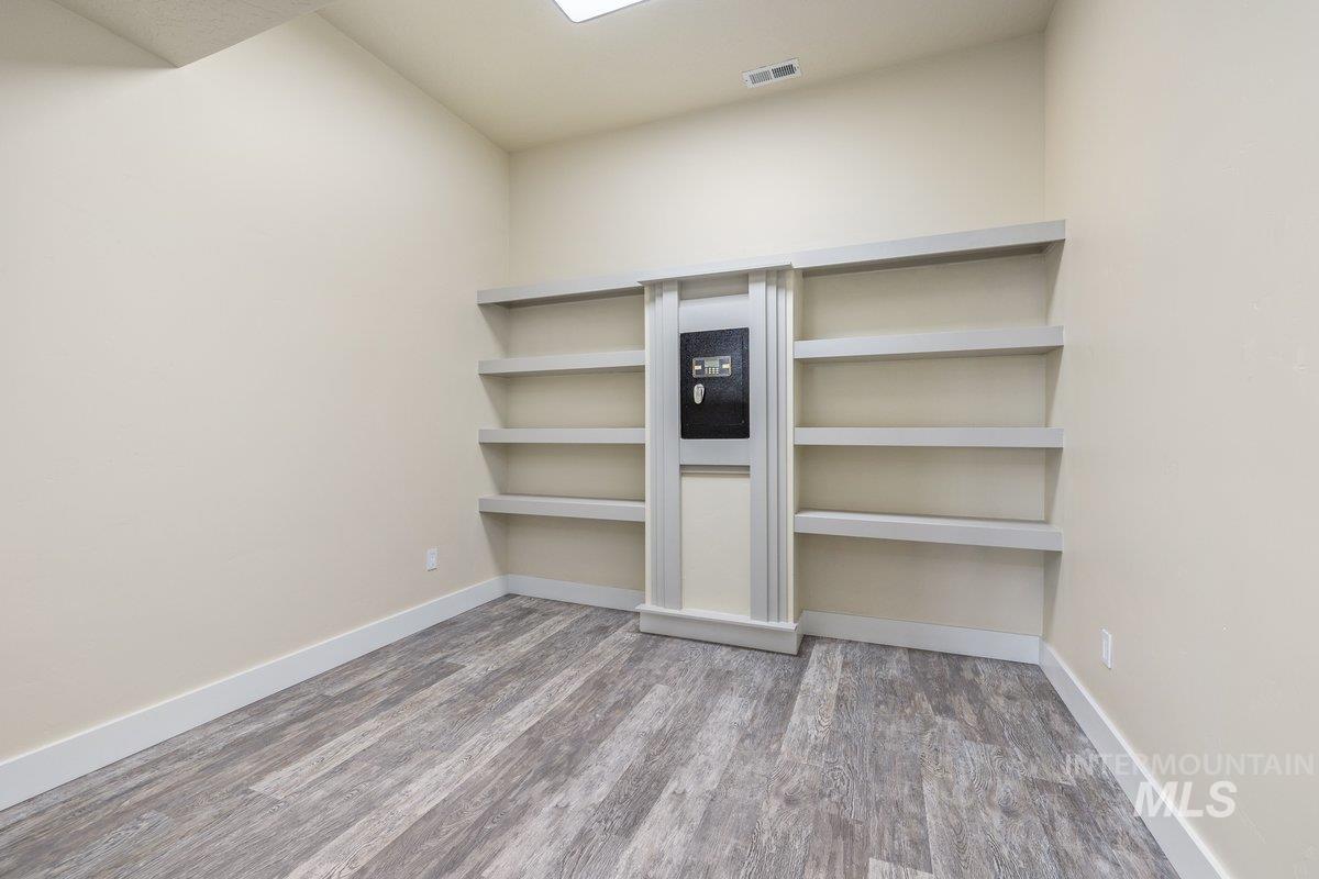 5990 W View Drive, Meridian, Idaho 83642, 5 Bedrooms, 4.5 Bathrooms, Residential For Sale, Price $1,699,000,MLS 98973145