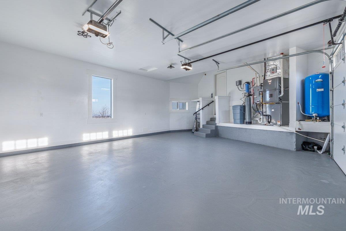 5990 W View Drive, Meridian, Idaho 83642, 5 Bedrooms, 4.5 Bathrooms, Residential For Sale, Price $1,699,000,MLS 98973145