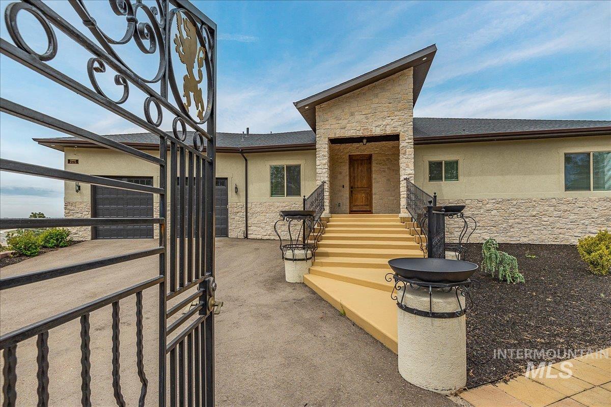 5990 W View Drive, Meridian, Idaho 83642, 5 Bedrooms, 4.5 Bathrooms, Residential For Sale, Price $1,649,900, 98973145