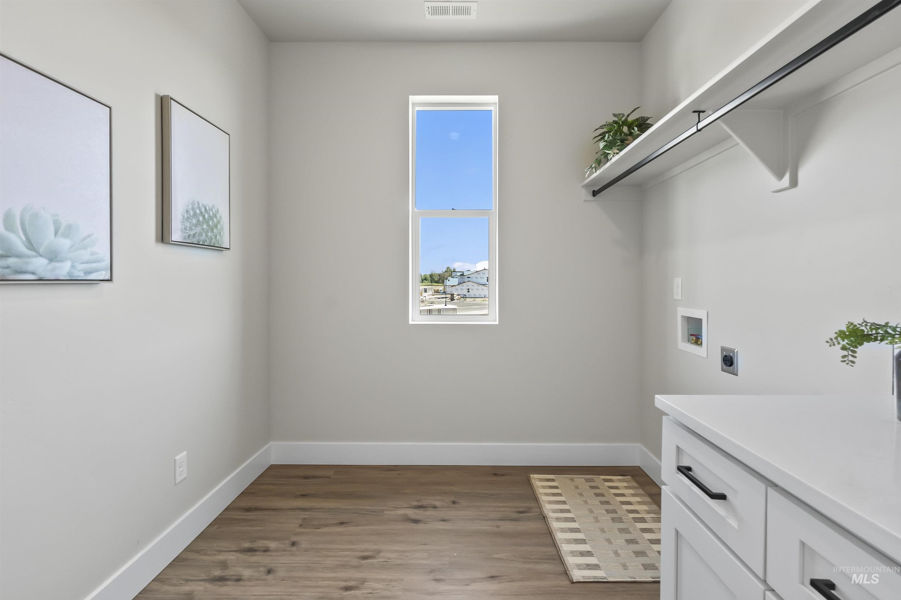 12557 W Bridger Bay Dr., Star, Idaho 83669, 3 Bedrooms, 2.5 Bathrooms, Residential For Sale, Price $407,990,MLS 98973150