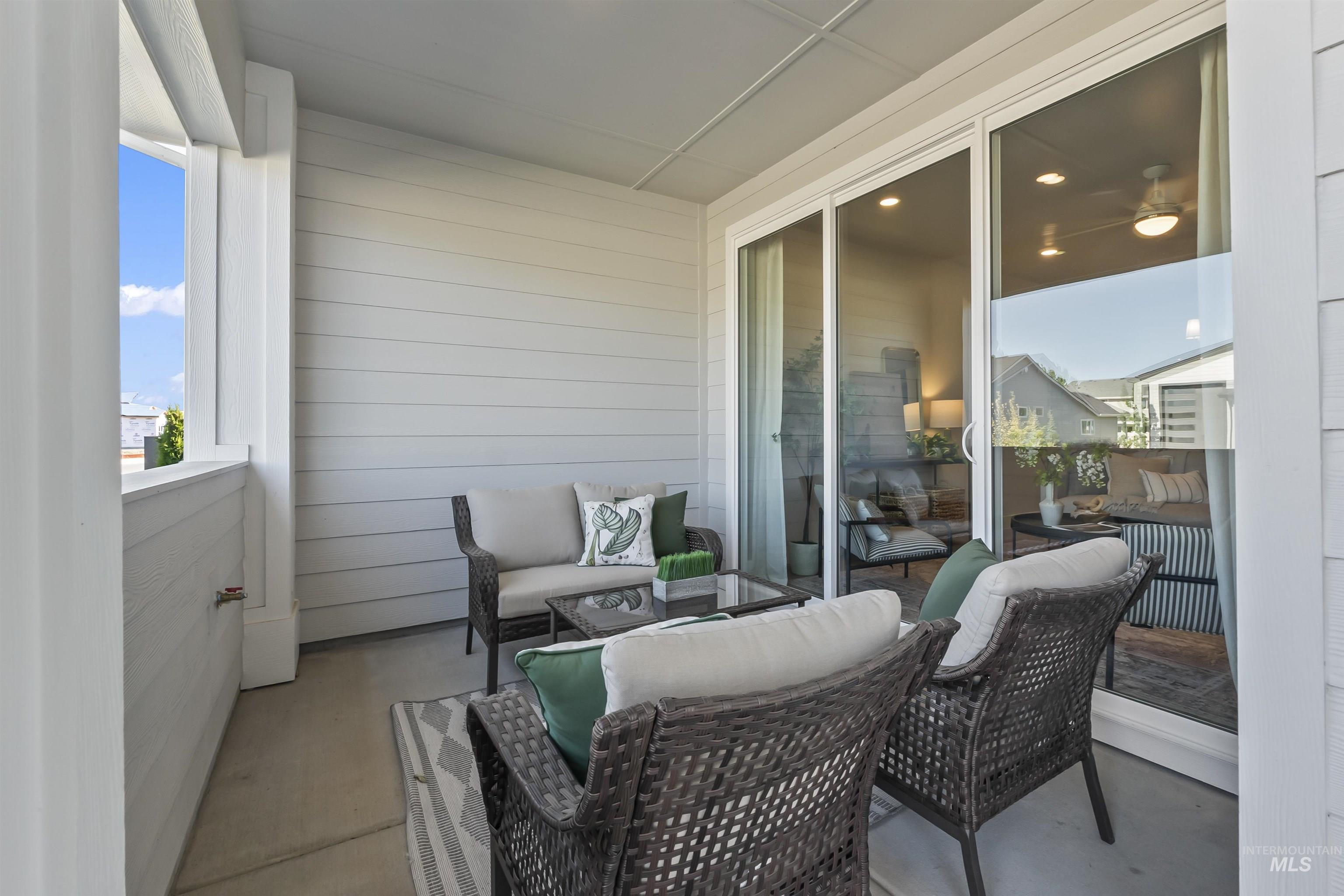 12565 W Bridger Bay Dr., Star, Idaho 83669, 3 Bedrooms, 2.5 Bathrooms, Residential For Sale, Price $384,990,MLS 98973151