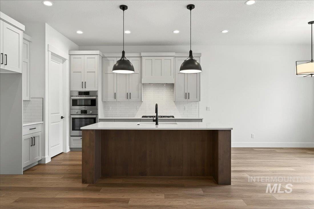 1081 E Crescendo St, Meridian, Idaho 83642, 3 Bedrooms, 2.5 Bathrooms, Residential For Sale, Price $634,900, 98973152