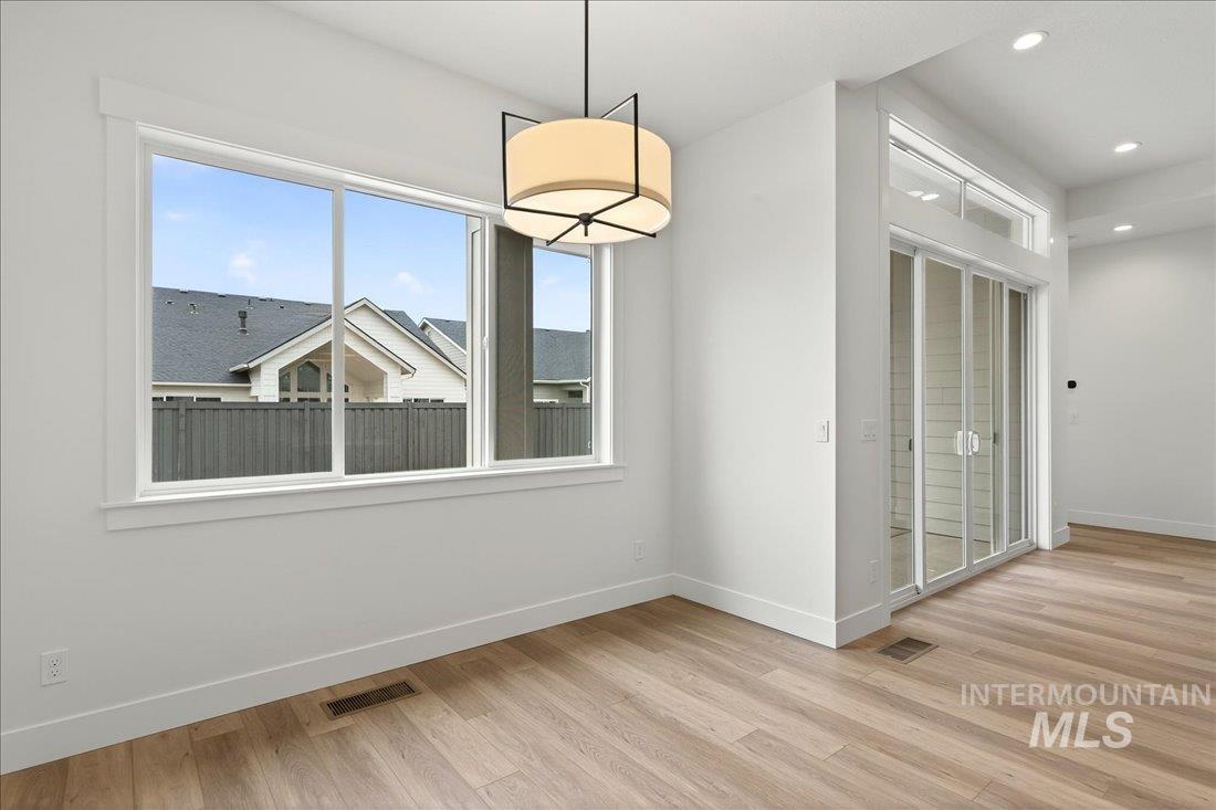 1081 E Crescendo St, Meridian, Idaho 83642, 3 Bedrooms, 2.5 Bathrooms, Residential For Sale, Price $634,900, 98973152