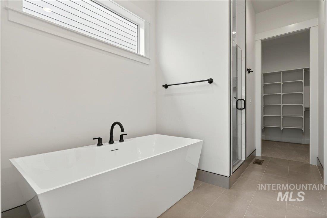 1081 E Crescendo St, Meridian, Idaho 83642, 3 Bedrooms, 2.5 Bathrooms, Residential For Sale, Price $634,900, 98973152