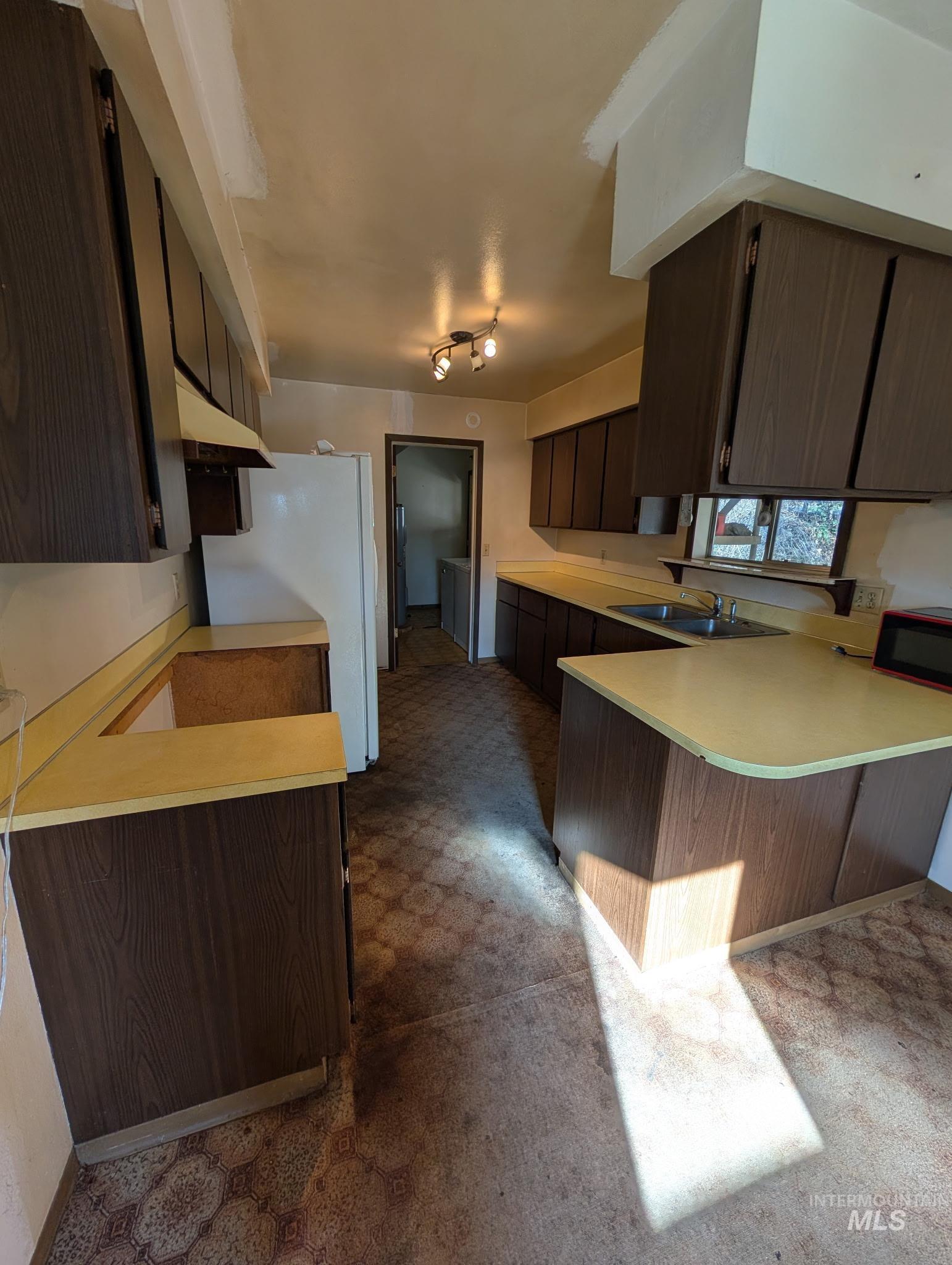 422 Old School Ave., Stites, Idaho 83552, 3 Bedrooms, 1 Bathroom, Residential For Sale, Price $175,000,MLS 98973153