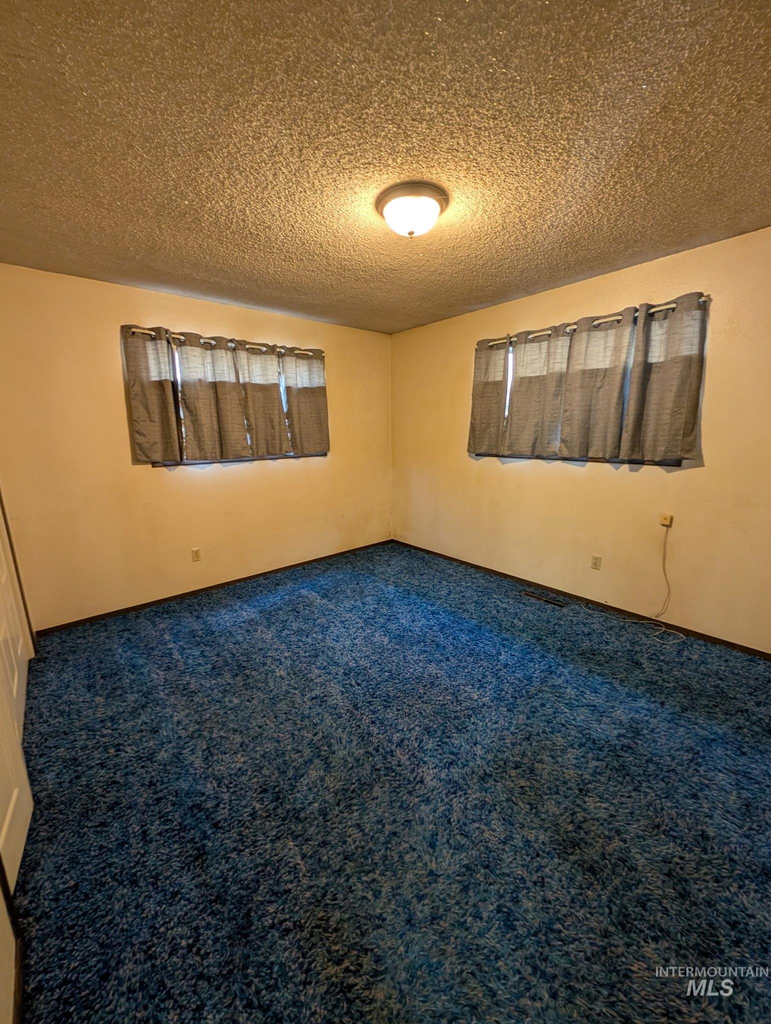 422 Old School Ave., Stites, Idaho 83552, 3 Bedrooms, 1 Bathroom, Residential For Sale, Price $175,000,MLS 98973153