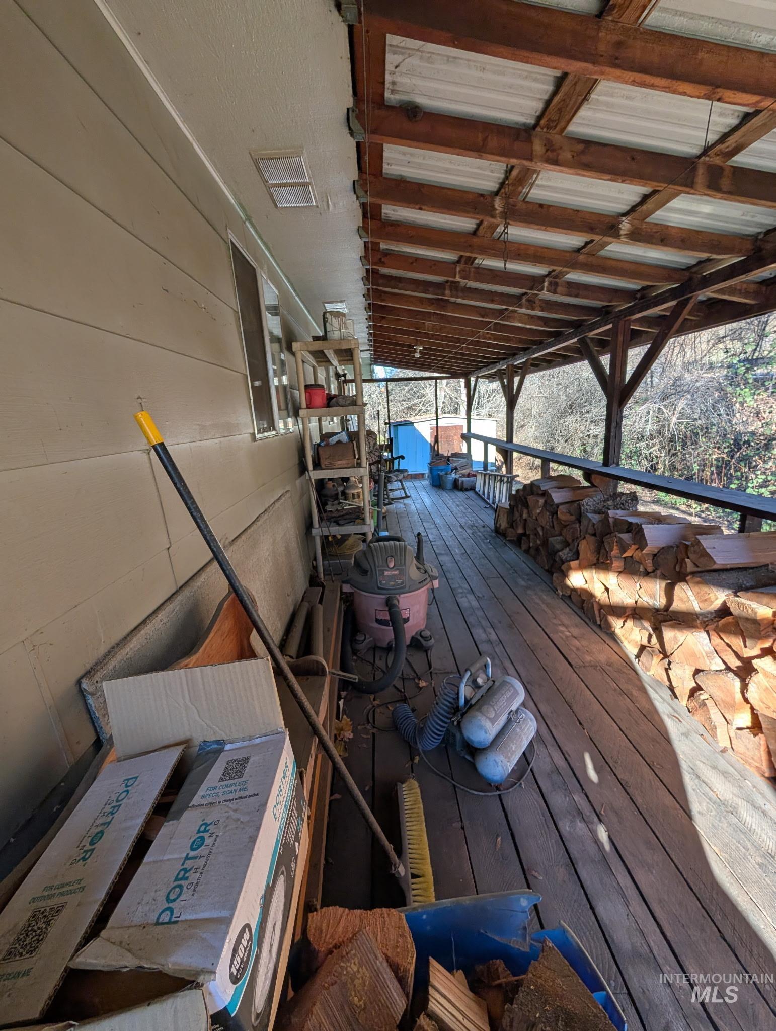 422 Old School Ave., Stites, Idaho 83552, 3 Bedrooms, 1 Bathroom, Residential For Sale, Price $175,000,MLS 98973153