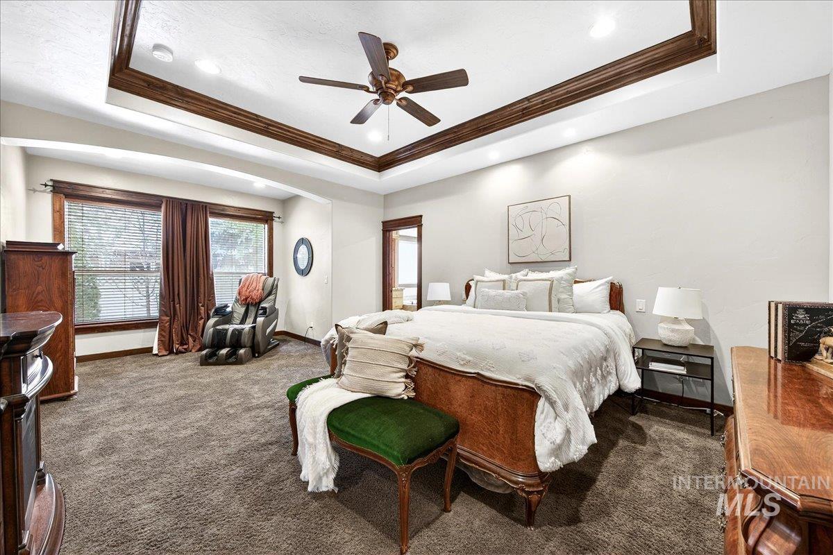 5627 N Morpheus Place, Meridian, Idaho 83646, 6 Bedrooms, 4.5 Bathrooms, Residential For Sale, Price $1,074,000,MLS 98973155