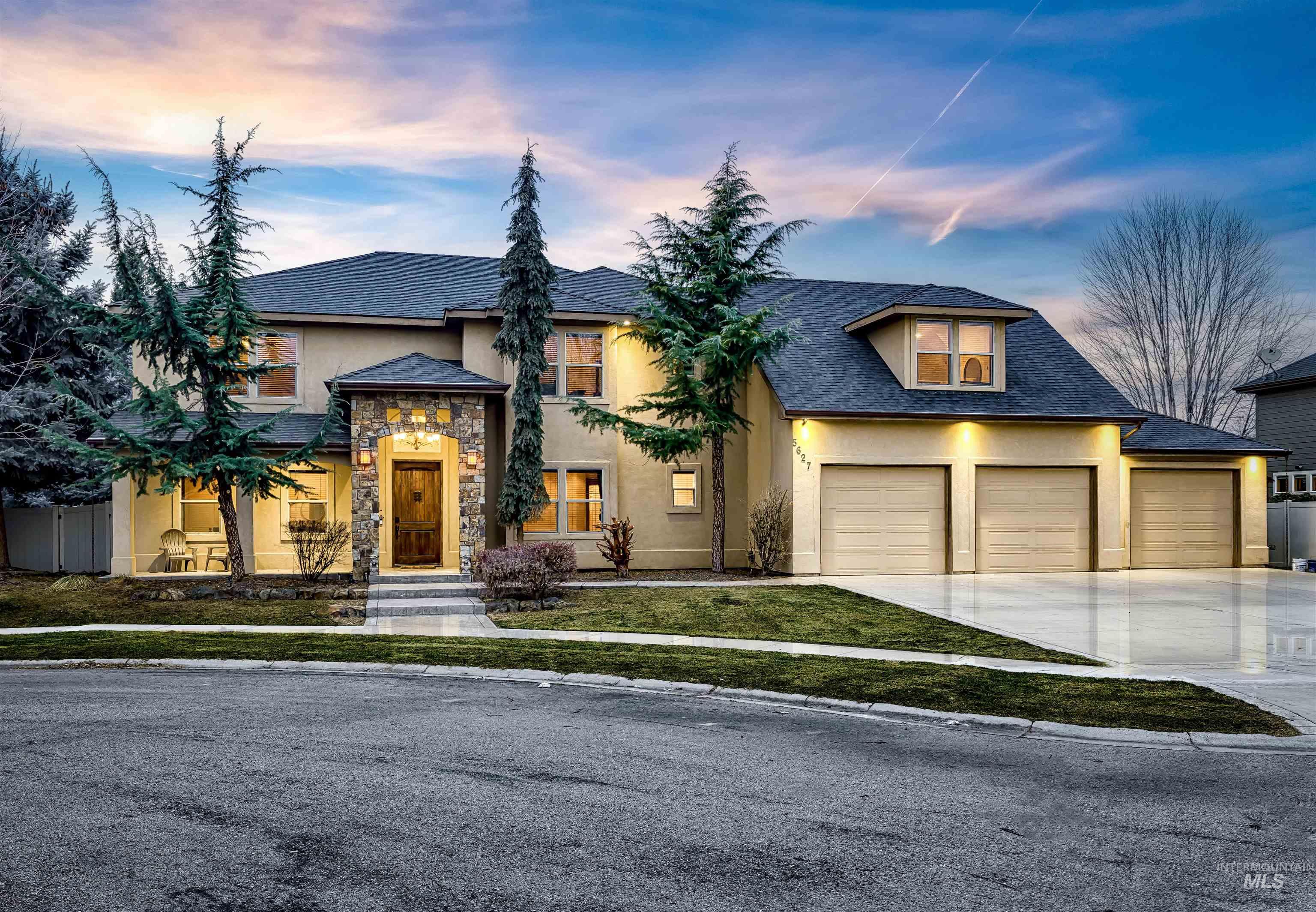 5627 N Morpheus Place, Meridian, Idaho 83646, 6 Bedrooms, 4.5 Bathrooms, Residential For Sale, Price $1,069,000,MLS 98973155