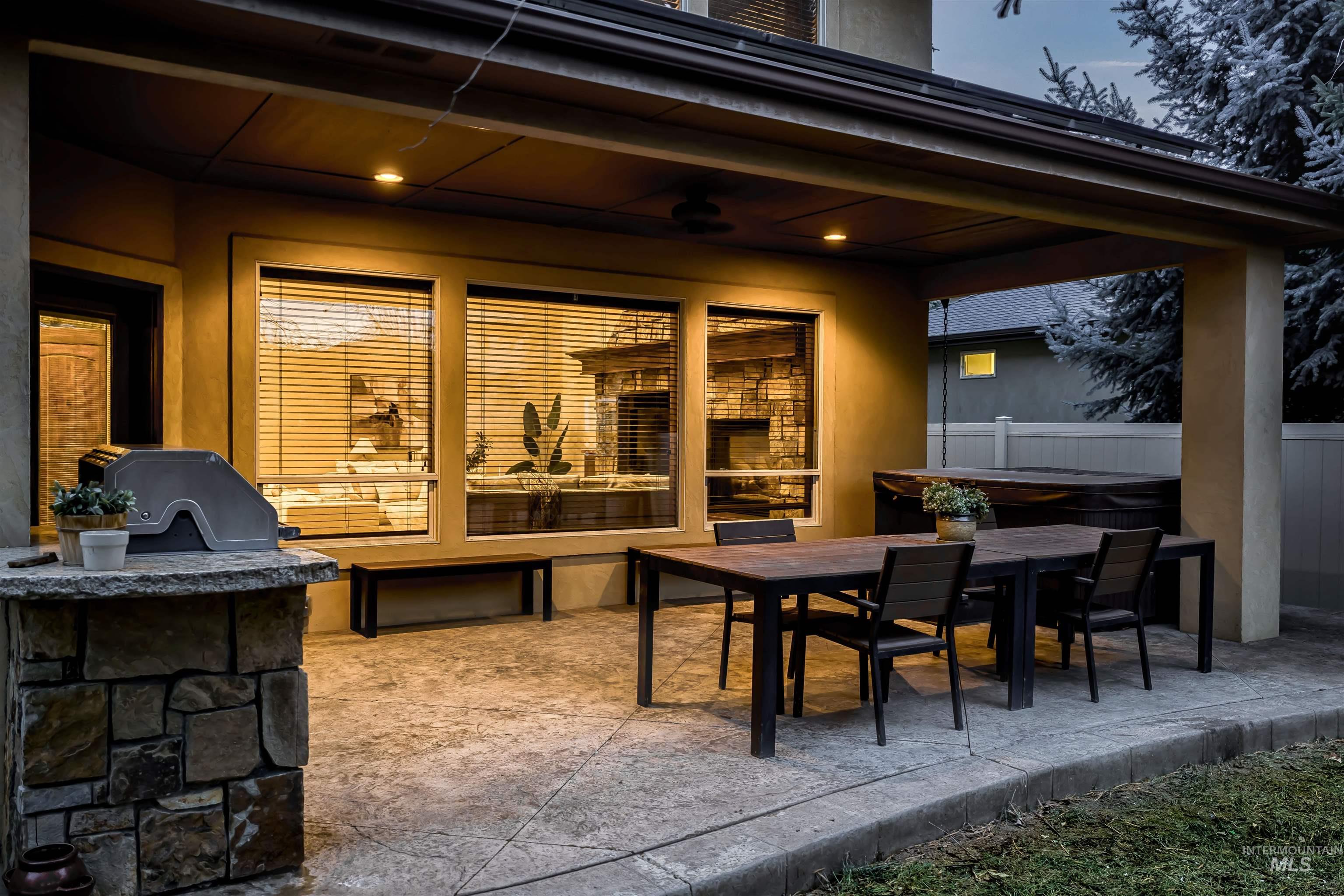 5627 N Morpheus Place, Meridian, Idaho 83646, 6 Bedrooms, 4.5 Bathrooms, Residential For Sale, Price $1,074,000,MLS 98973155