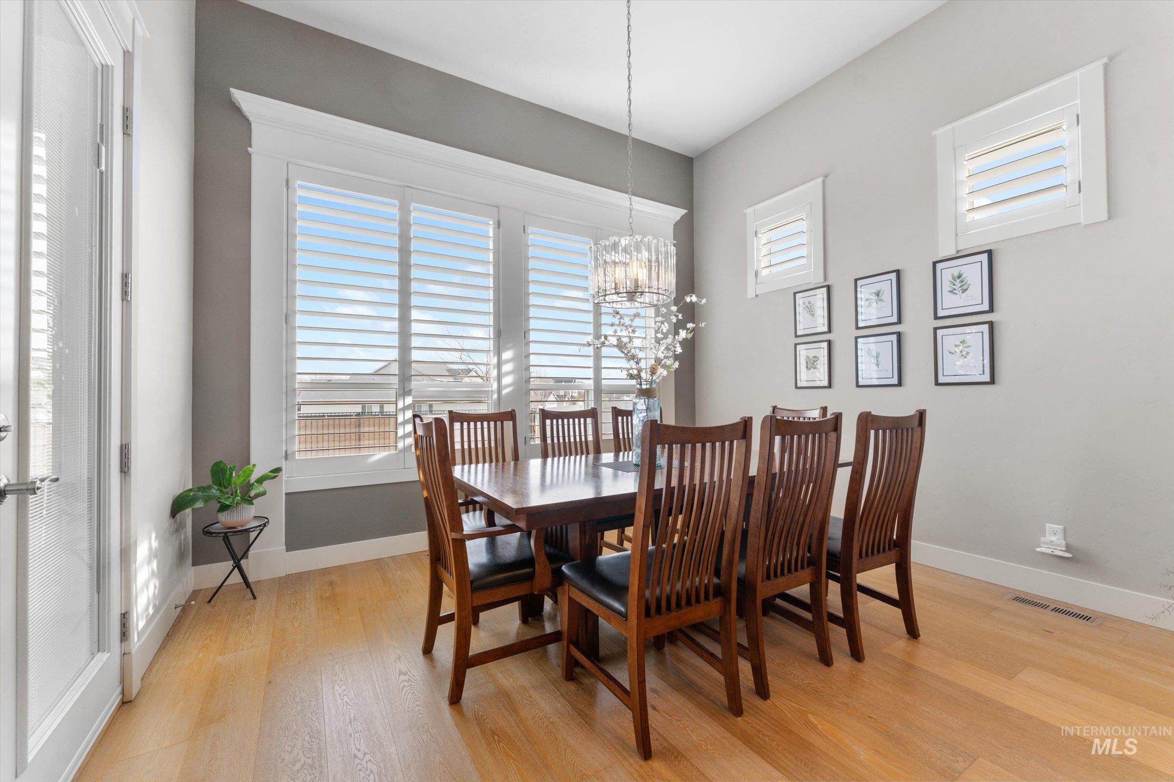 1034 E Radiant Ridge Dr, Meridian, Idaho 83642, 4 Bedrooms, 2.5 Bathrooms, Residential For Sale, Price $829,000,MLS 98973156