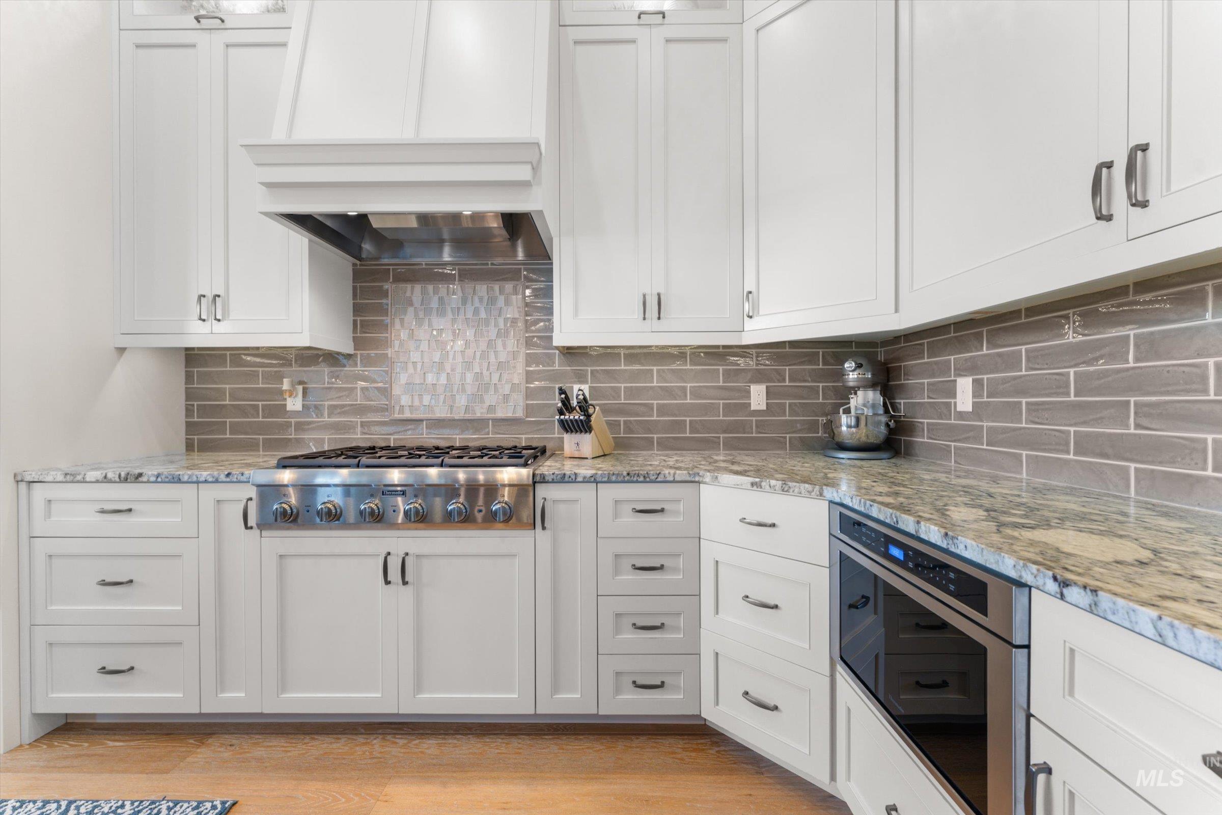 1034 E Radiant Ridge Dr, Meridian, Idaho 83642, 4 Bedrooms, 2.5 Bathrooms, Residential For Sale, Price $829,000,MLS 98973156