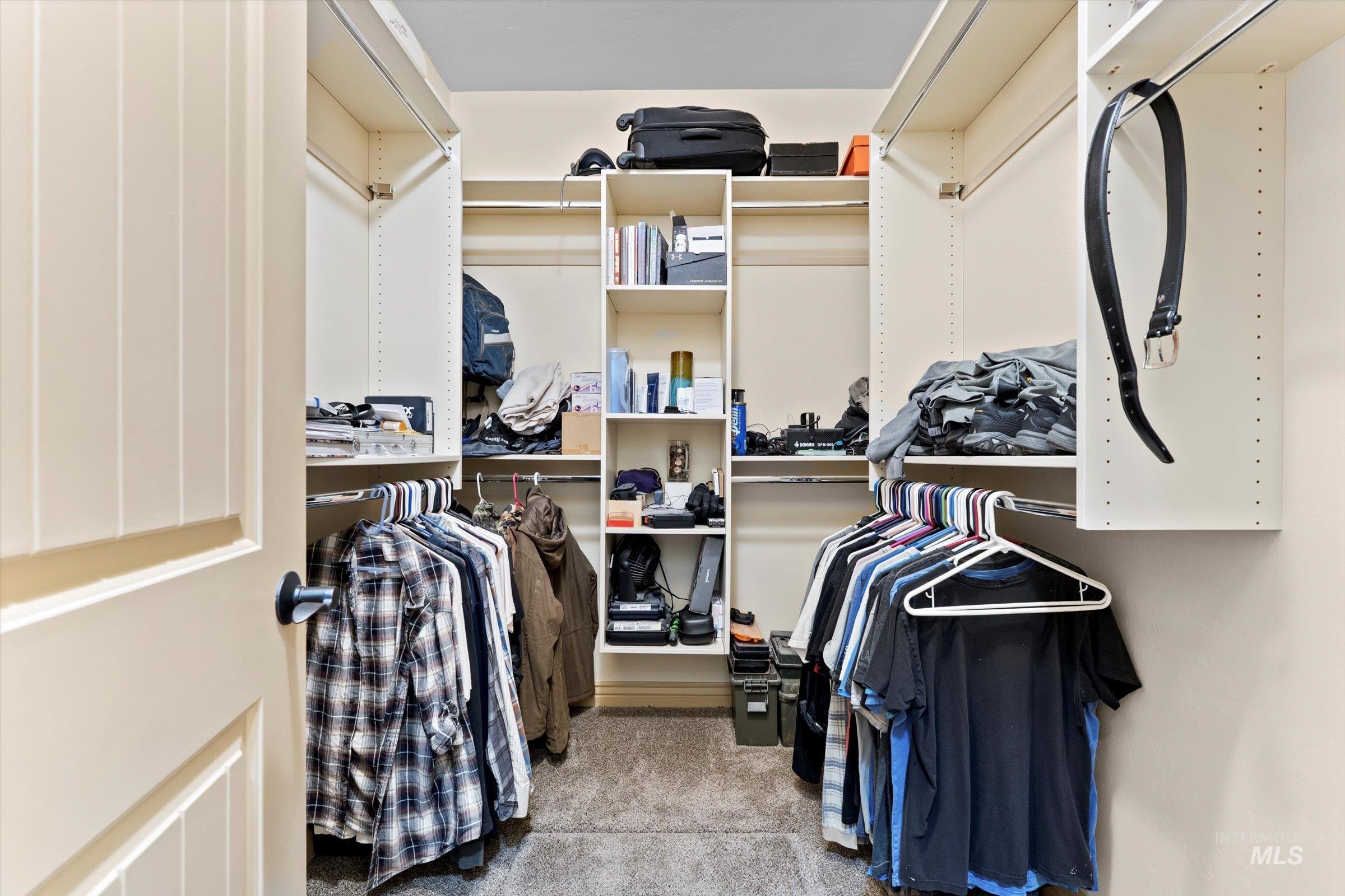 176 E Breinholt Street, Meridian, Idaho 83646, 3 Bedrooms, 2.5 Bathrooms, Residential For Sale, Price $415,000,MLS 98973159