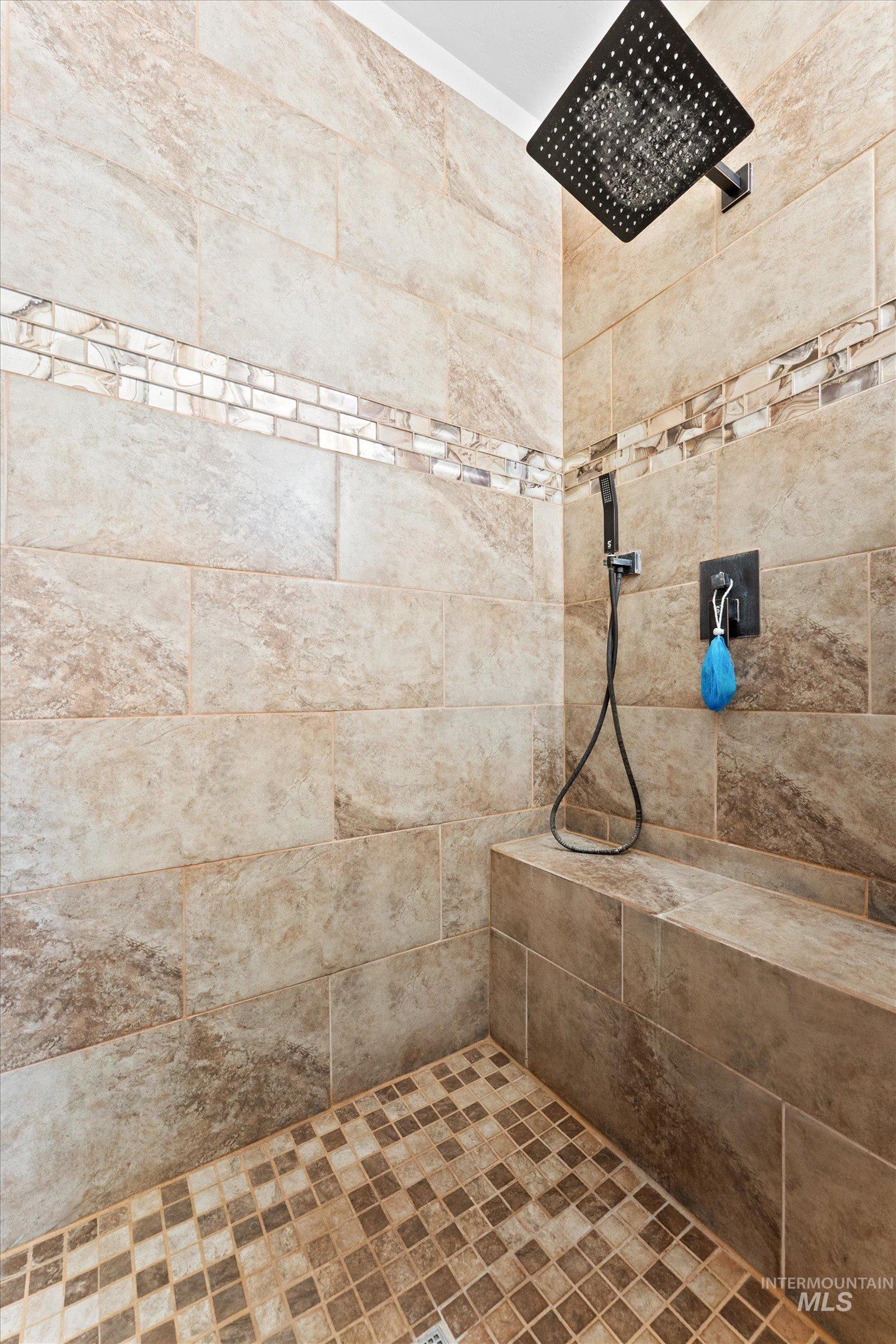 176 E Breinholt Street, Meridian, Idaho 83646, 3 Bedrooms, 2.5 Bathrooms, Residential For Sale, Price $415,000,MLS 98973159