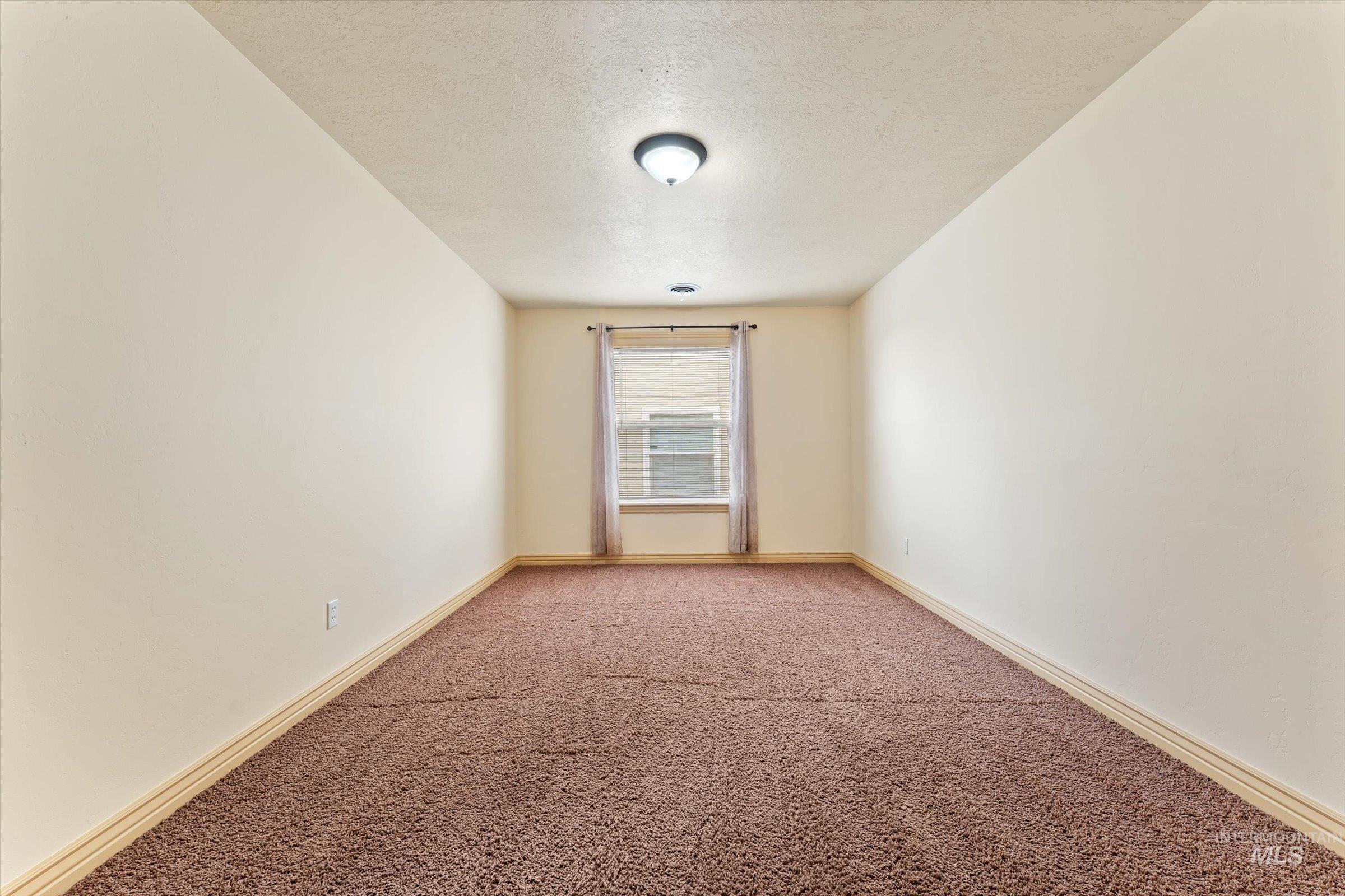 176 E Breinholt Street, Meridian, Idaho 83646, 3 Bedrooms, 2.5 Bathrooms, Residential For Sale, Price $415,000,MLS 98973159