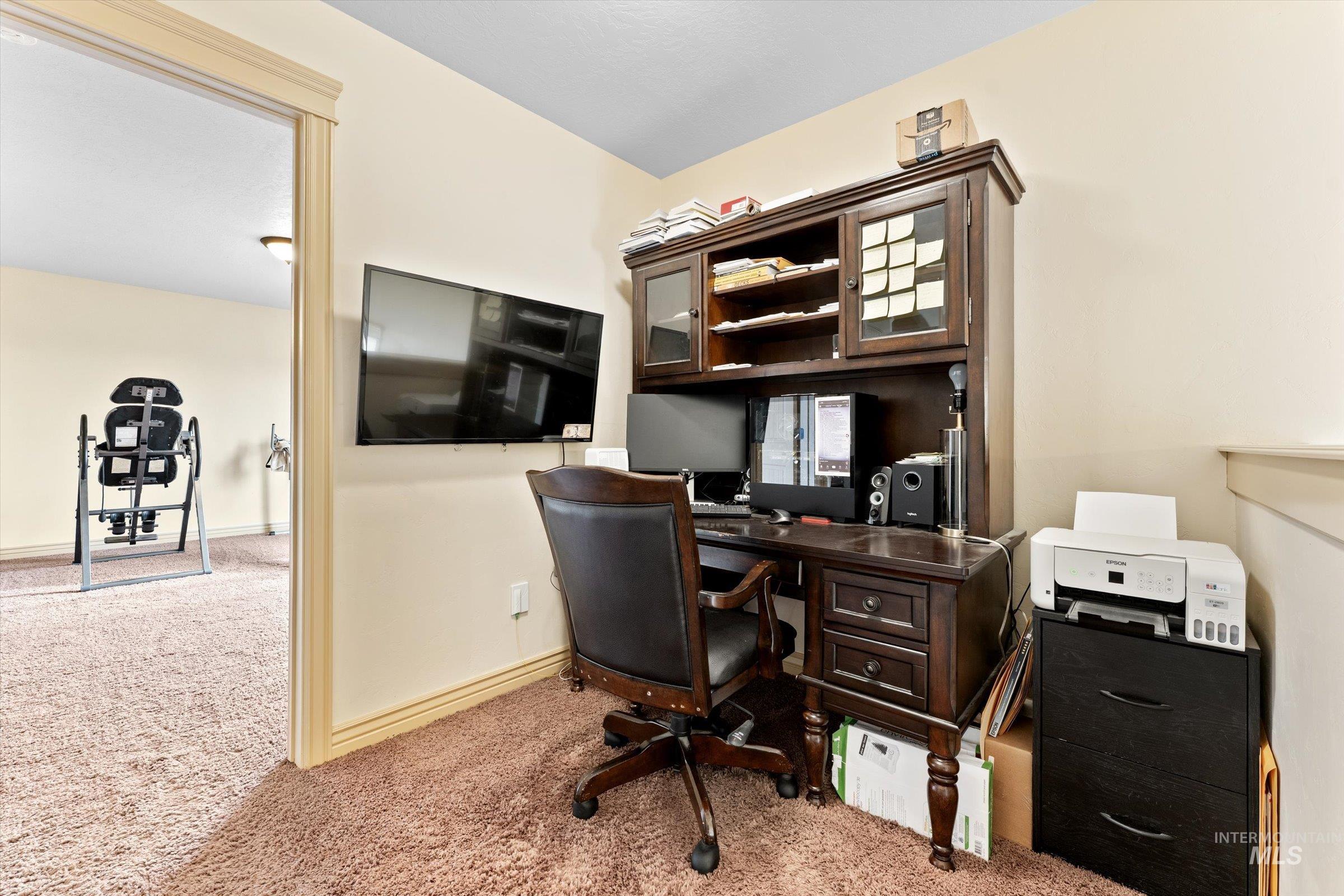 176 E Breinholt Street, Meridian, Idaho 83646, 3 Bedrooms, 2.5 Bathrooms, Residential For Sale, Price $415,000,MLS 98973159