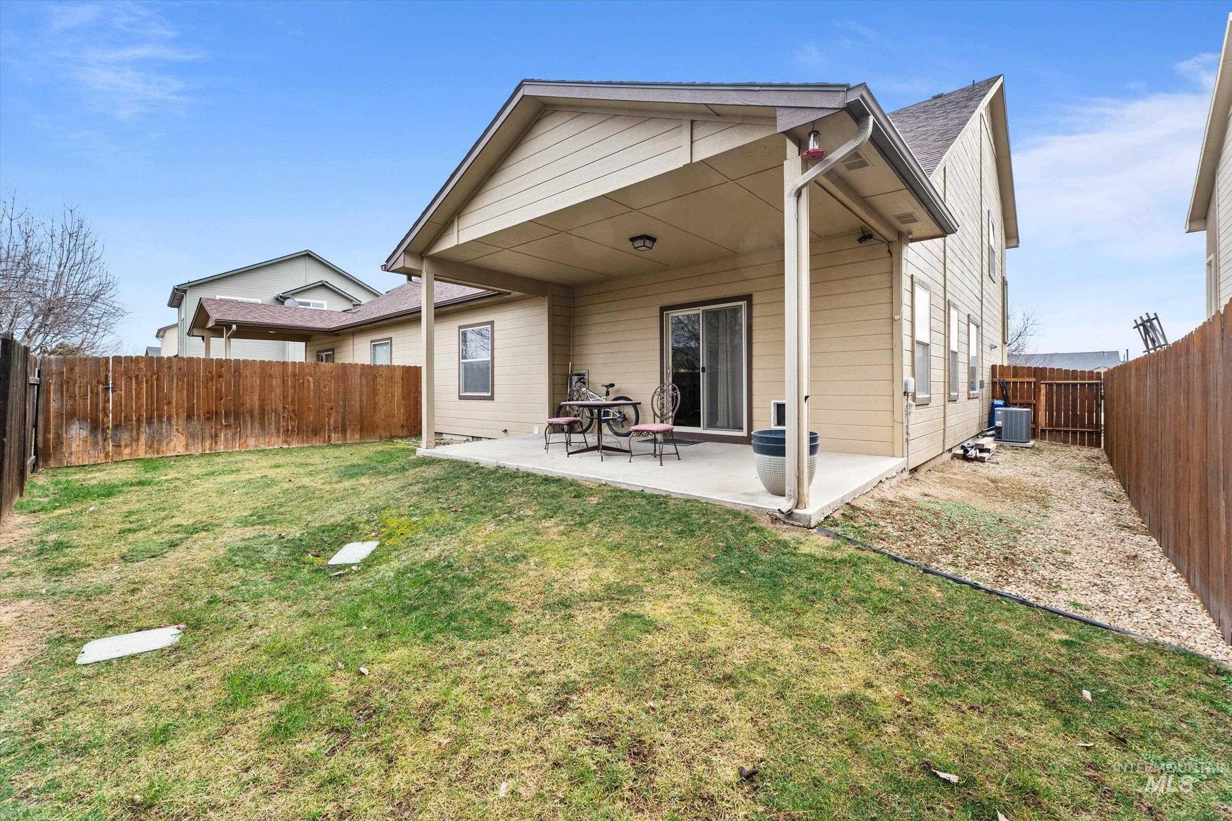 176 E Breinholt Street, Meridian, Idaho 83646, 3 Bedrooms, 2.5 Bathrooms, Residential For Sale, Price $415,000,MLS 98973159