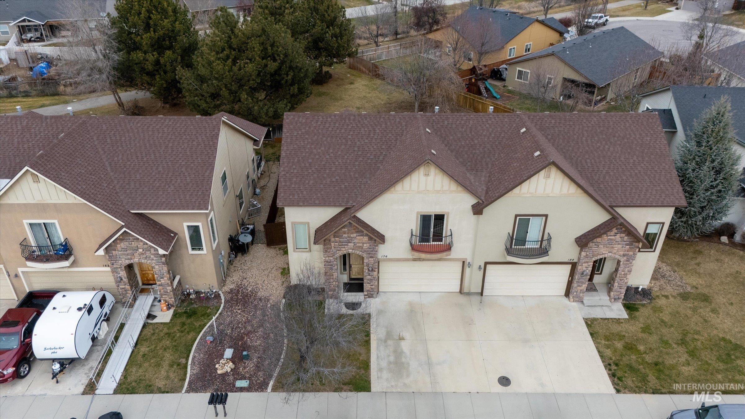 176 E Breinholt Street, Meridian, Idaho 83646, 3 Bedrooms, 2.5 Bathrooms, Residential For Sale, Price $415,000,MLS 98973159