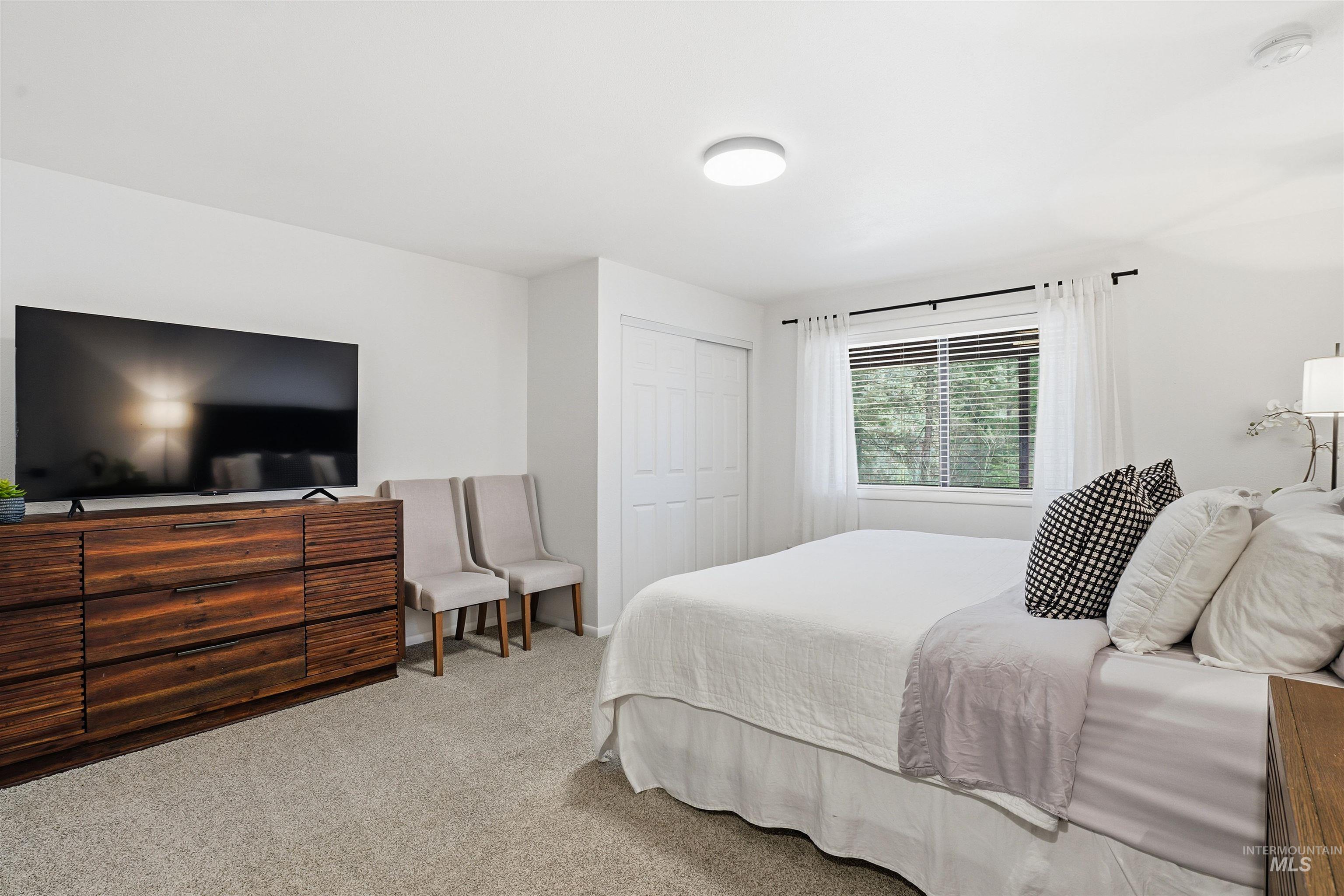 22 Ponderosa Way, Garden Valley, Idaho 83622, 3 Bedrooms, 3 Bathrooms, Residential For Sale, Price $699,000,MLS 98973160