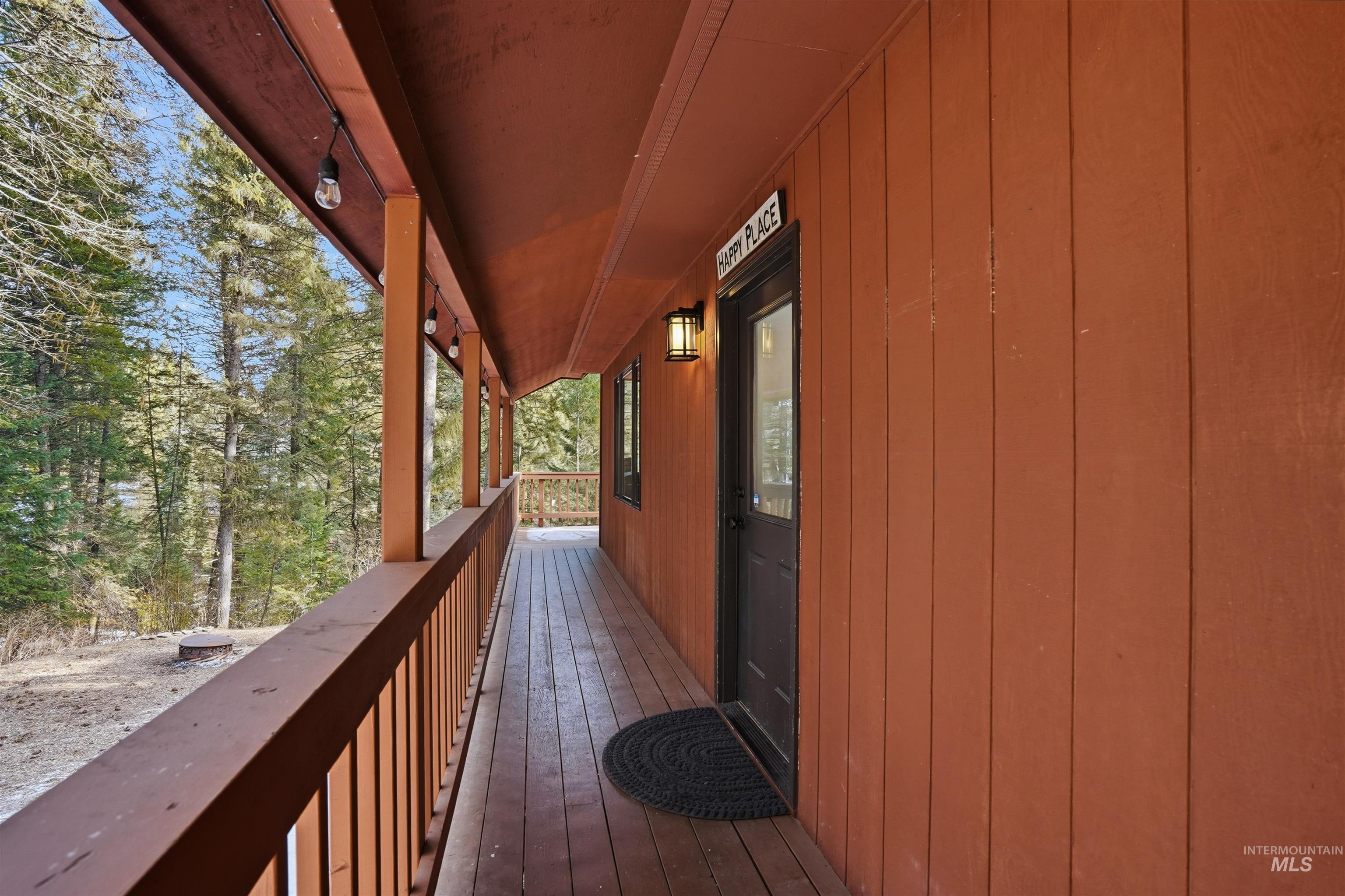 22 Ponderosa Way, Garden Valley, Idaho 83622, 3 Bedrooms, 3 Bathrooms, Residential For Sale, Price $699,000,MLS 98973160