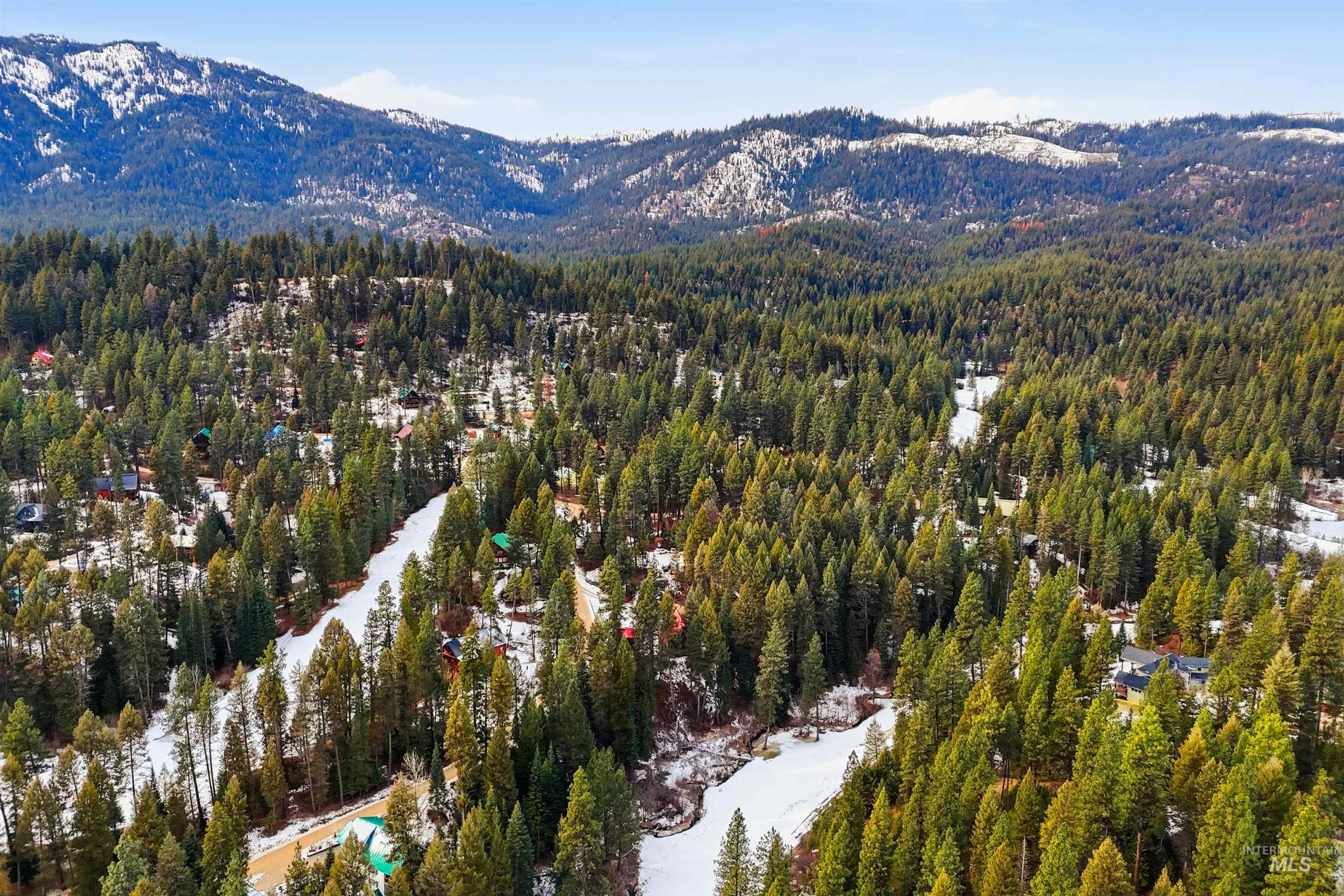 22 Ponderosa Way, Garden Valley, Idaho 83622, 3 Bedrooms, 3 Bathrooms, Residential For Sale, Price $699,000,MLS 98973160