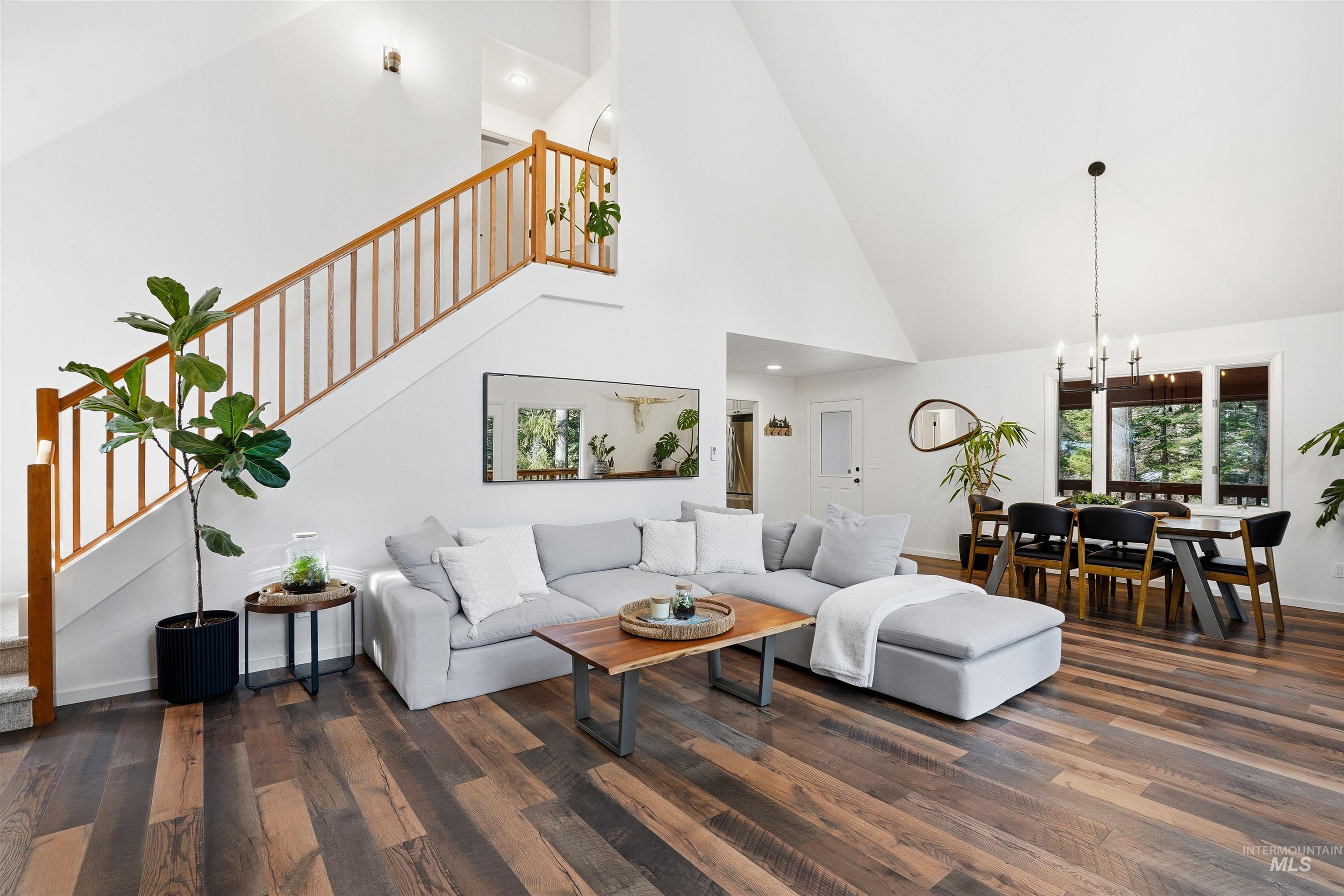 22 Ponderosa Way, Garden Valley, Idaho 83622, 3 Bedrooms, 3 Bathrooms, Residential For Sale, Price $699,000,MLS 98973160