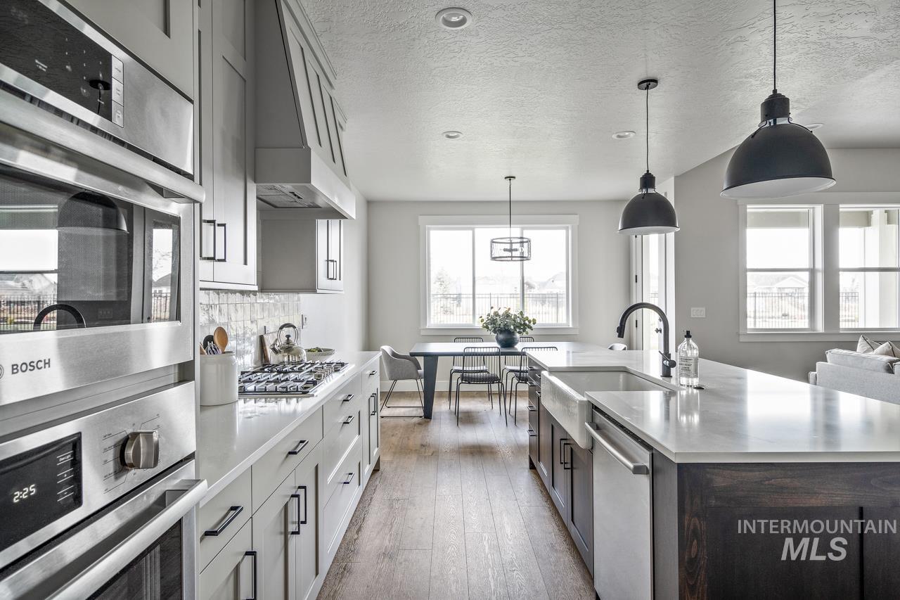 1101 E Crescendo St, Meridian, Idaho 83642, 3 Bedrooms, 2.5 Bathrooms, Residential For Sale, Price $624,900,MLS 98973161