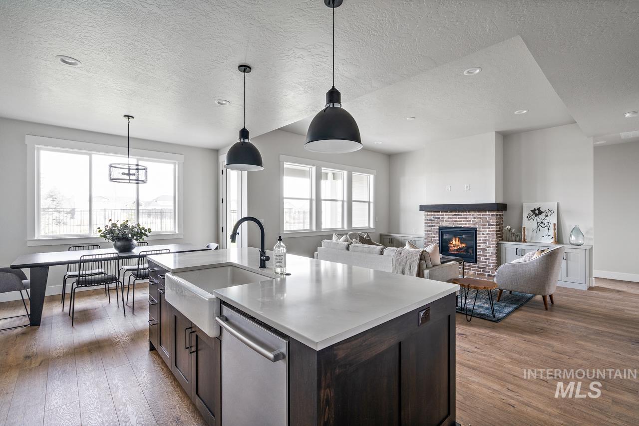 1101 E Crescendo St, Meridian, Idaho 83642, 3 Bedrooms, 2.5 Bathrooms, Residential For Sale, Price $624,900,MLS 98973161