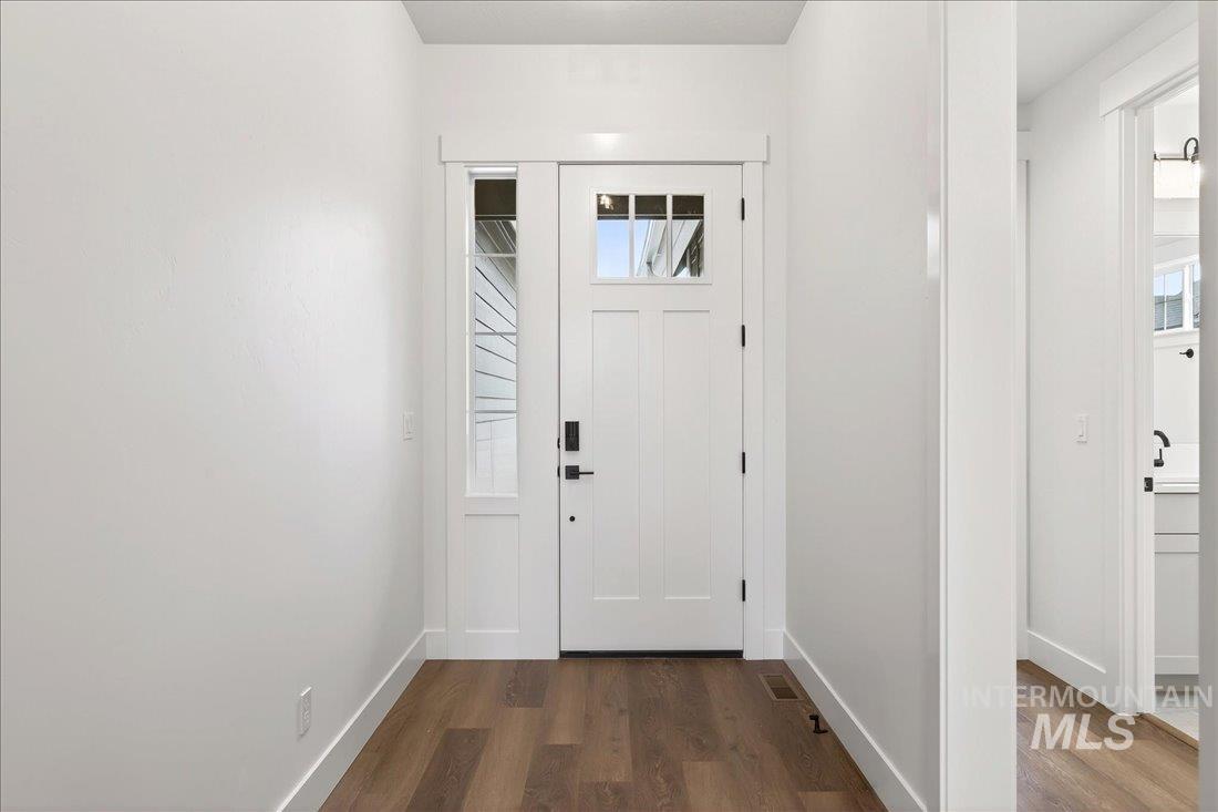 1101 E Crescendo St, Meridian, Idaho 83642, 3 Bedrooms, 2.5 Bathrooms, Residential For Sale, Price $624,900, 98973161