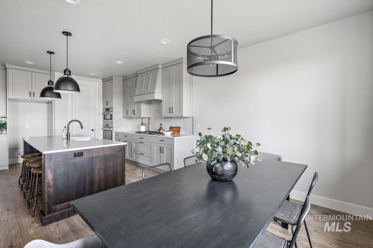 1101 E Crescendo St, Meridian, Idaho 83642, 3 Bedrooms, 2.5 Bathrooms, Residential For Sale, Price $624,900,MLS 98973161