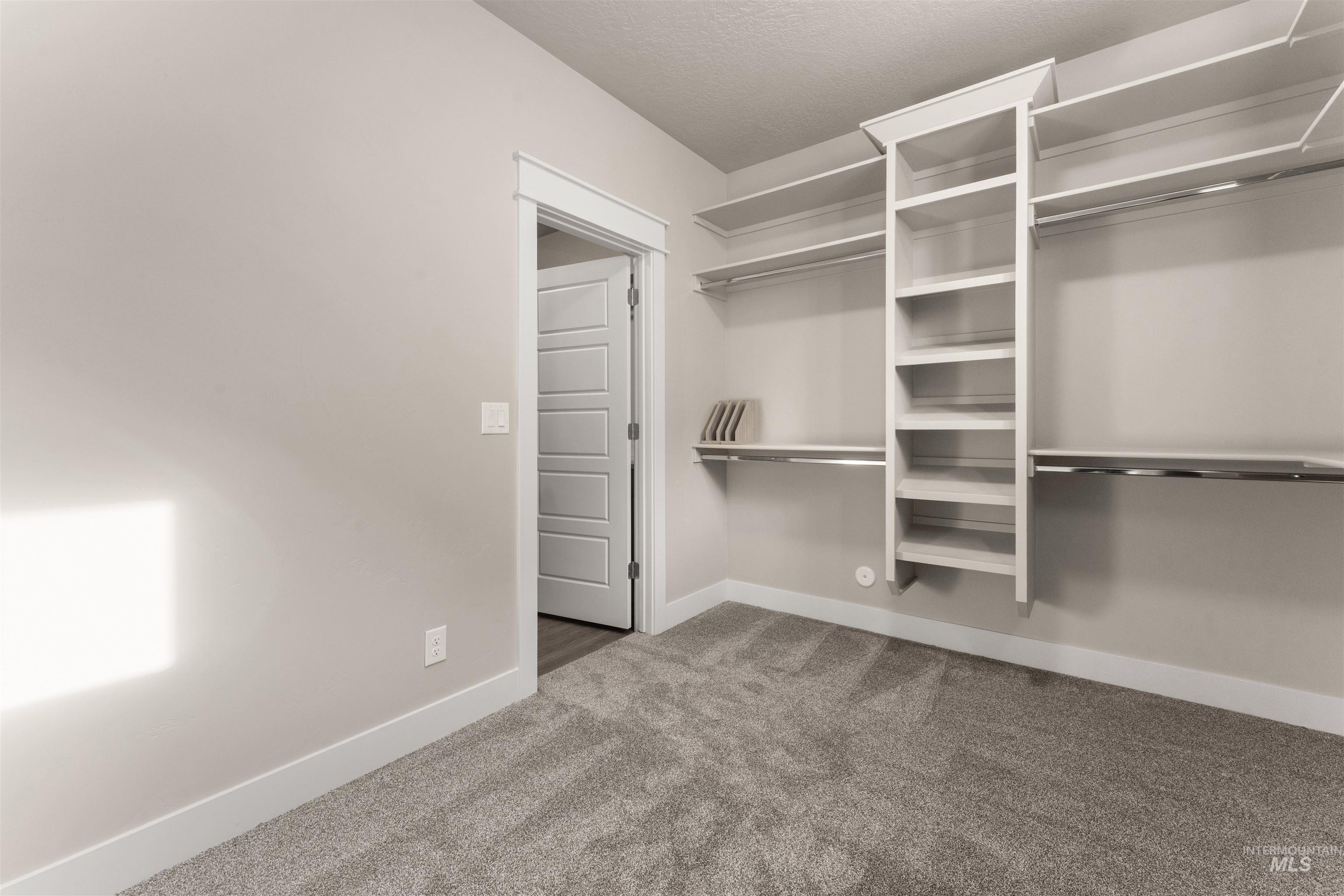 77 S Daybreak Ave, Nampa, Idaho 83687, 4 Bedrooms, 2.5 Bathrooms, Residential For Sale, Price $600,000,MLS 98973162