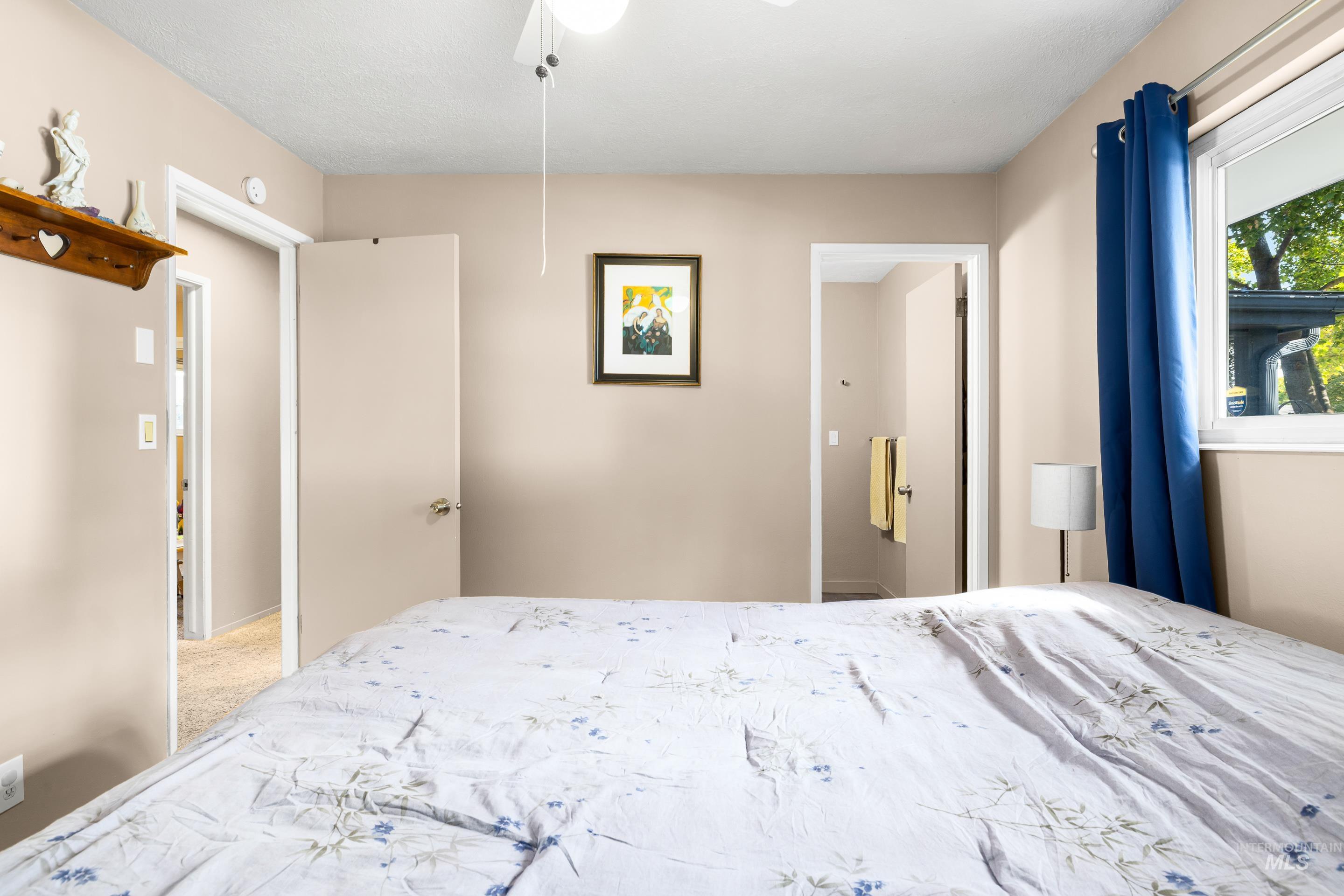 8510 W Crestwood Dr, Boise, Idaho 83704-3033, 3 Bedrooms, 2 Bathrooms, Residential For Sale, Price $488,000,MLS 98973163