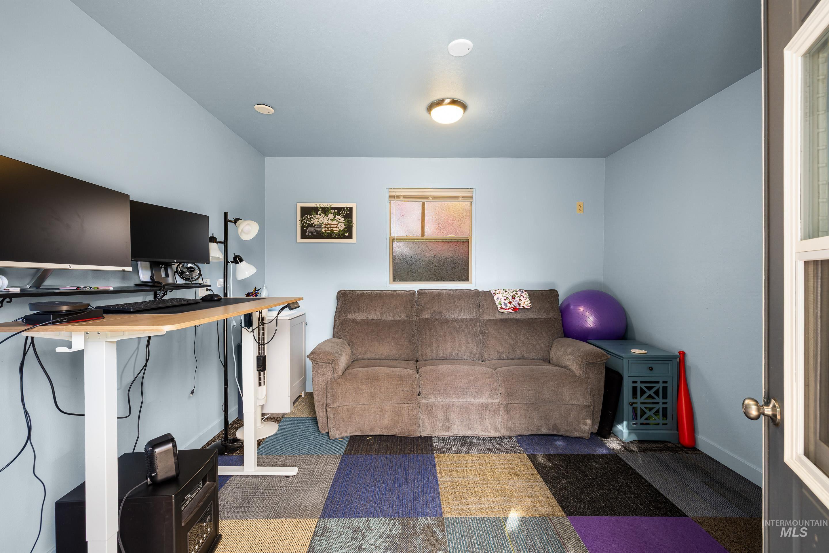 8510 W Crestwood Dr, Boise, Idaho 83704-3033, 3 Bedrooms, 2 Bathrooms, Residential For Sale, Price $488,000,MLS 98973163