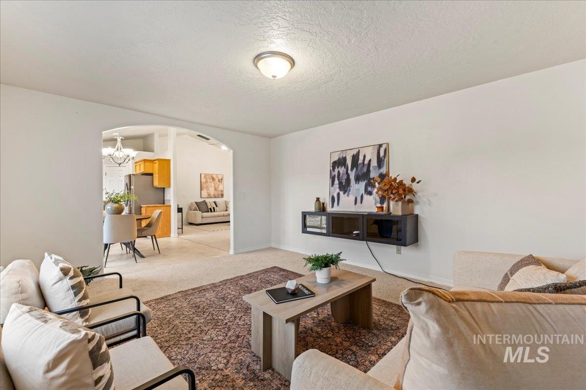 310 NW Foster Dr, Mountain Home, Idaho 83647-6421, 3 Bedrooms, 2 Bathrooms, Residential For Sale, Price $342,000,MLS 98973164