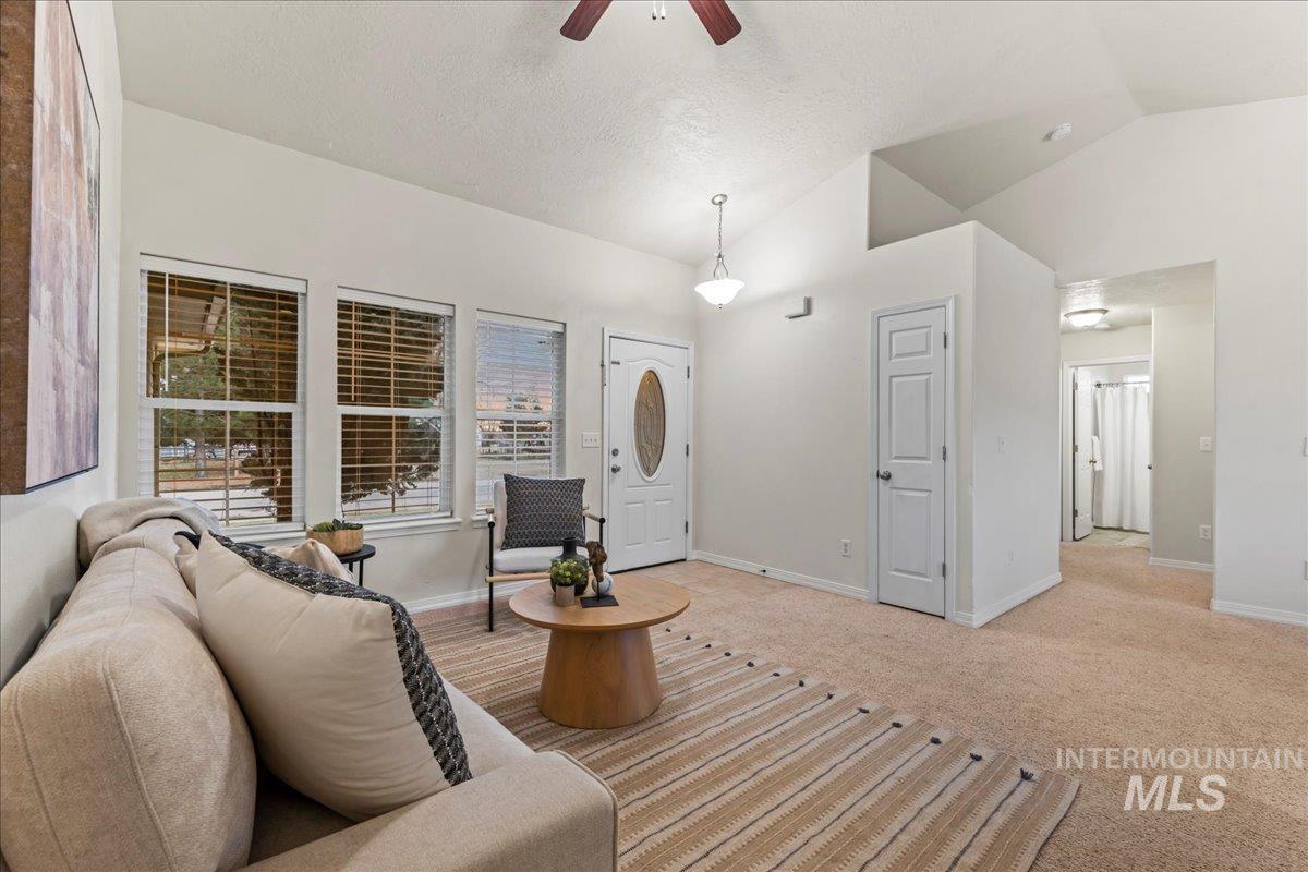 310 NW Foster Dr, Mountain Home, Idaho 83647-6421, 3 Bedrooms, 2 Bathrooms, Residential For Sale, Price $342,000,MLS 98973164