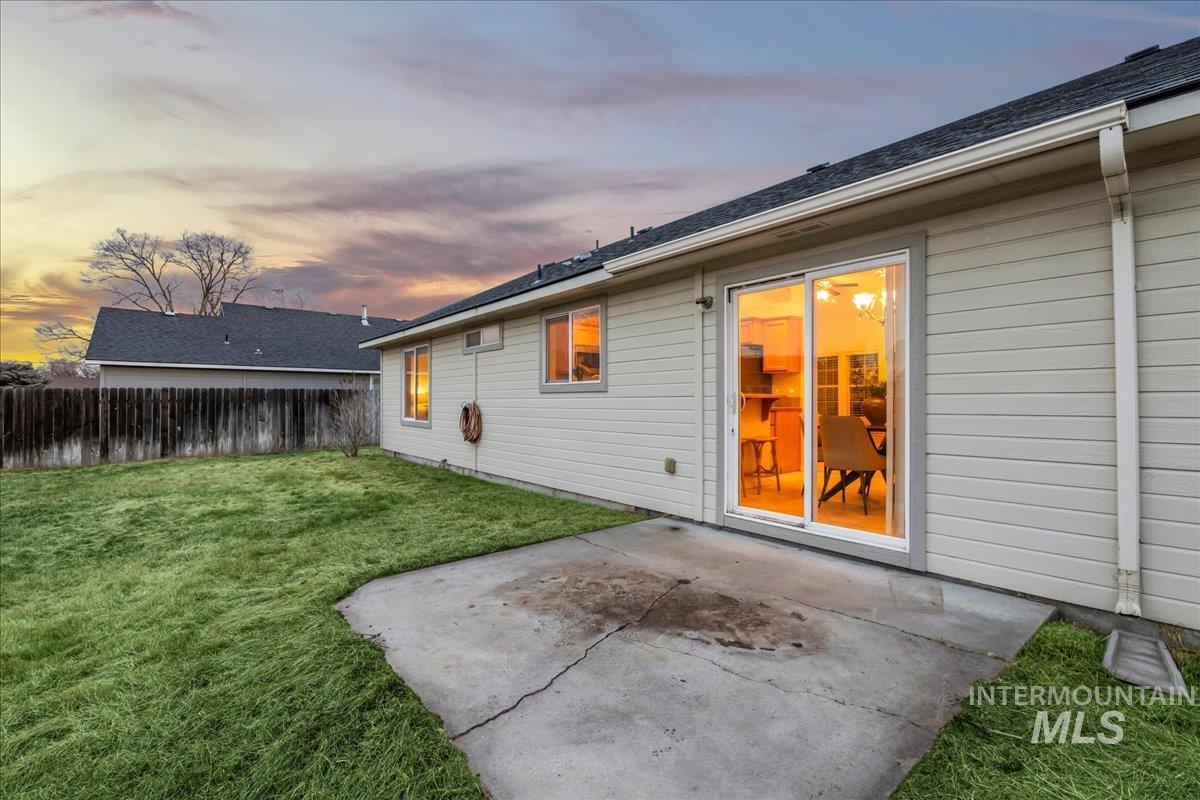 310 NW Foster Dr, Mountain Home, Idaho 83647-6421, 3 Bedrooms, 2 Bathrooms, Residential For Sale, Price $342,000,MLS 98973164