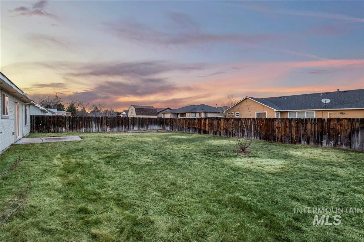 310 NW Foster Dr, Mountain Home, Idaho 83647-6421, 3 Bedrooms, 2 Bathrooms, Residential For Sale, Price $342,000,MLS 98973164