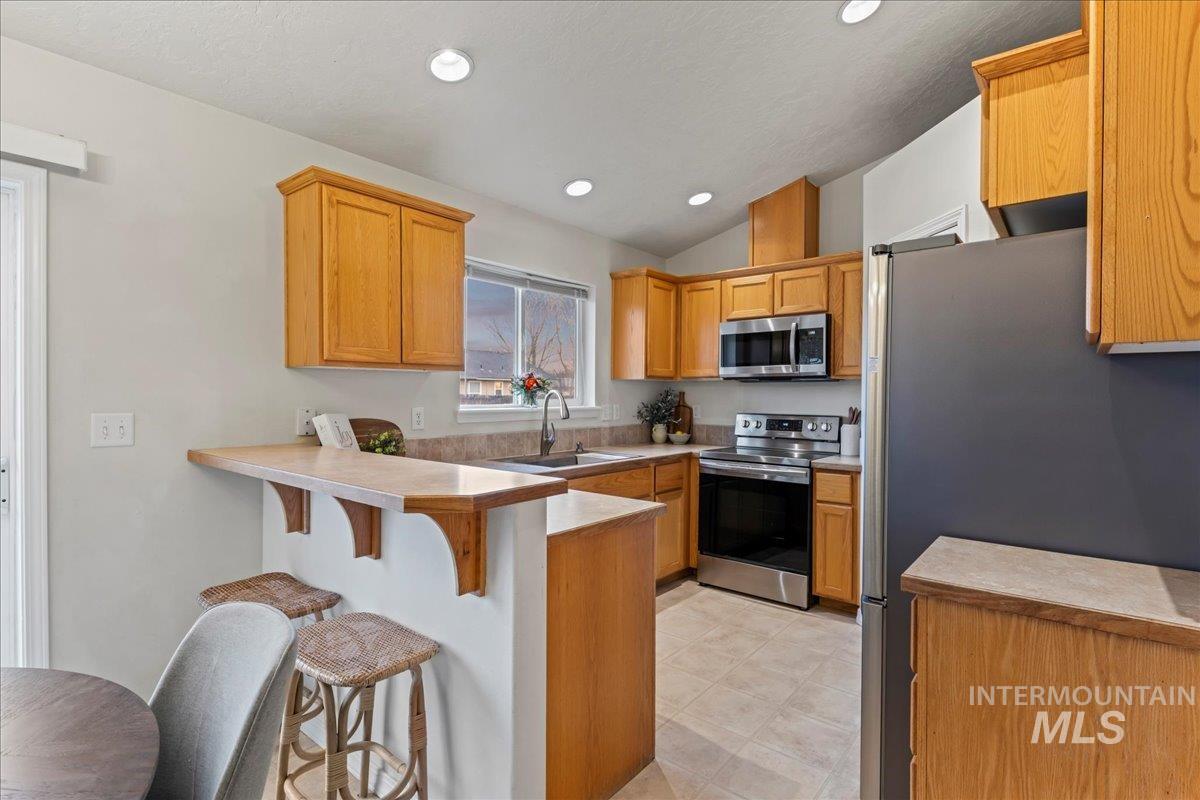 310 NW Foster Dr, Mountain Home, Idaho 83647-6421, 3 Bedrooms, 2 Bathrooms, Residential For Sale, Price $342,000,MLS 98973164