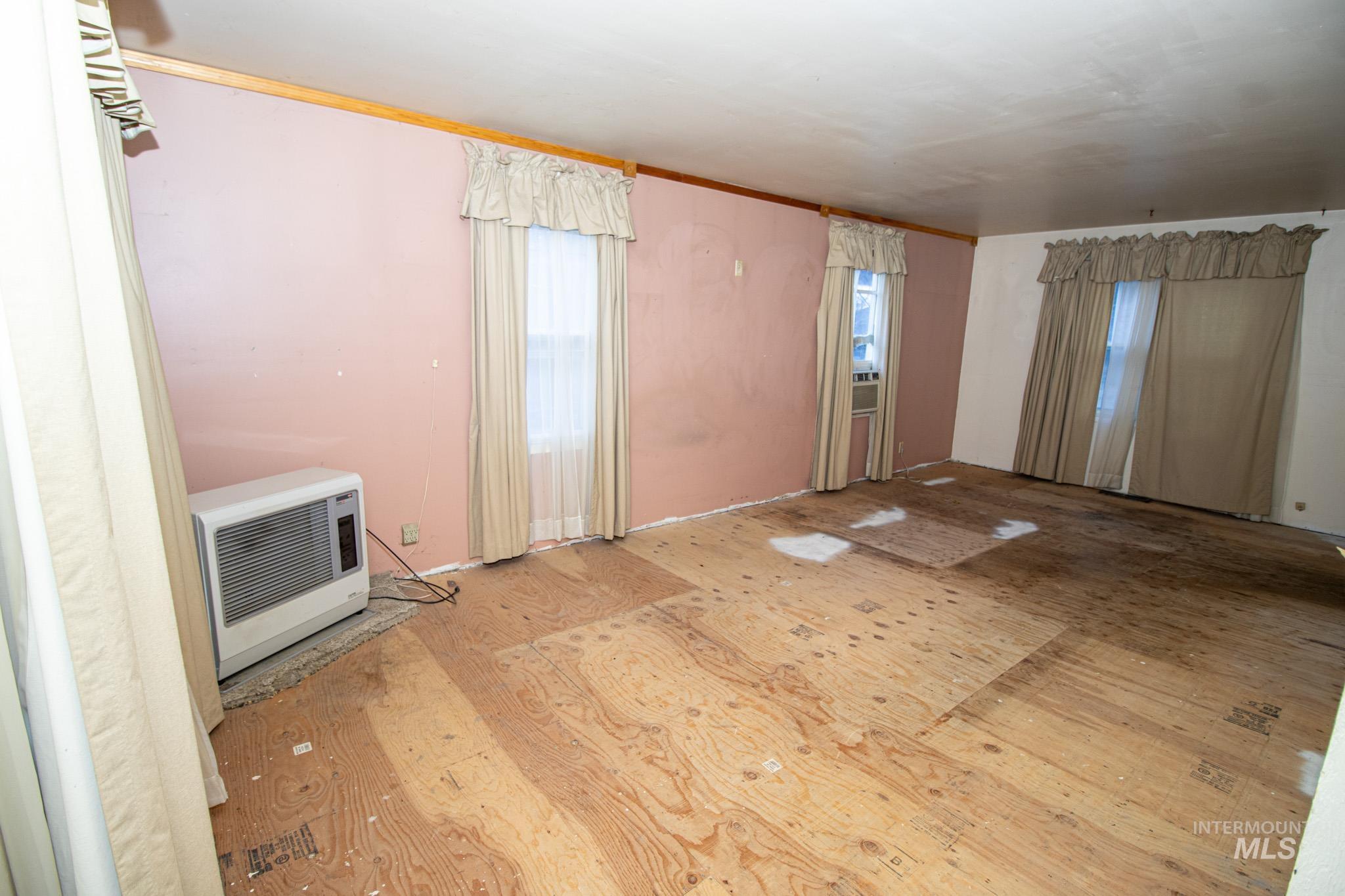 404 Harmony Heights Loop, Orofino, Idaho 83544, 3 Bedrooms, 2.5 Bathrooms, Residential For Sale, Price $329,900,MLS 98973167