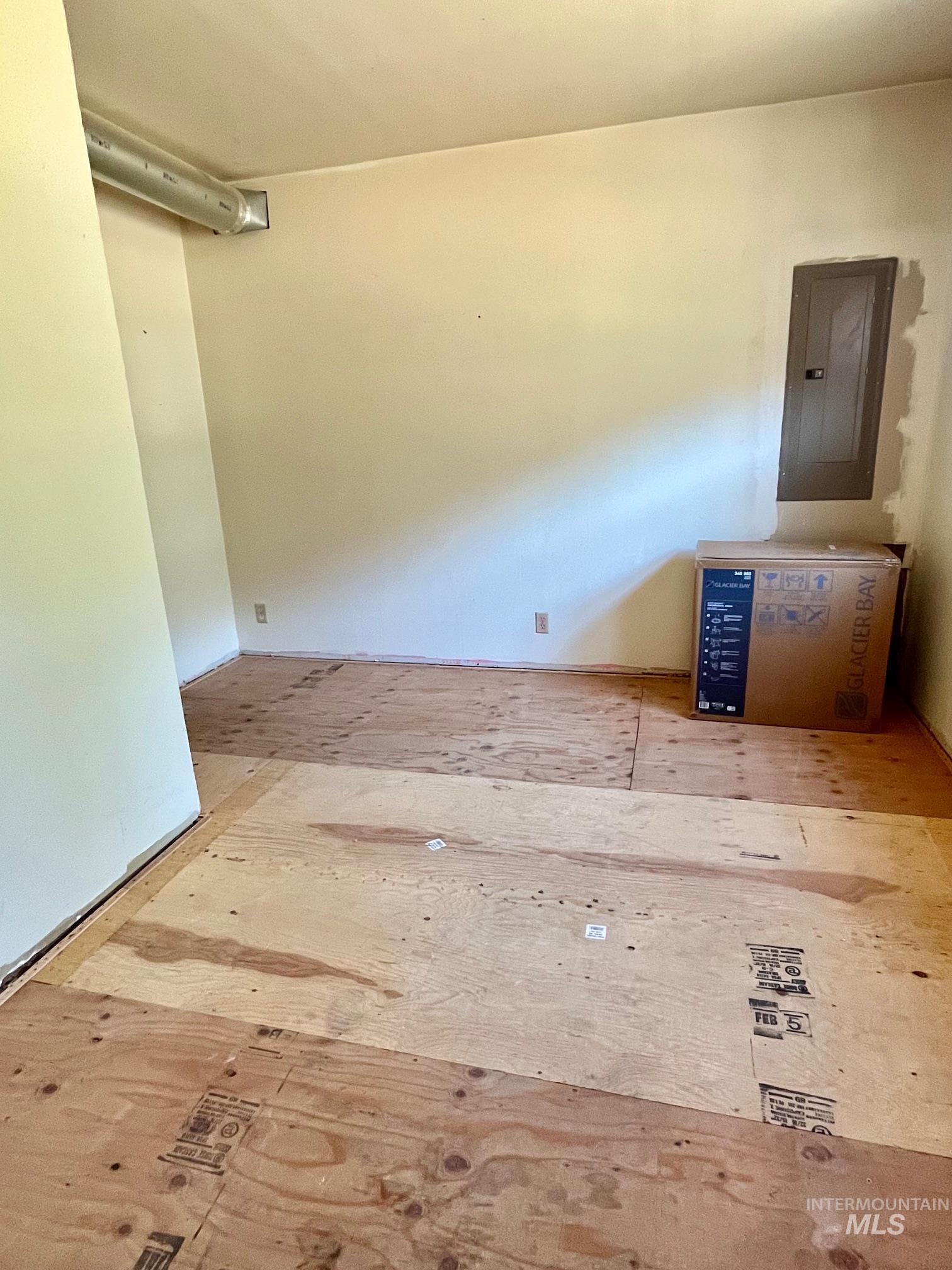 404 Harmony Heights Loop, Orofino, Idaho 83544, 3 Bedrooms, 2.5 Bathrooms, Residential For Sale, Price $329,900,MLS 98973167