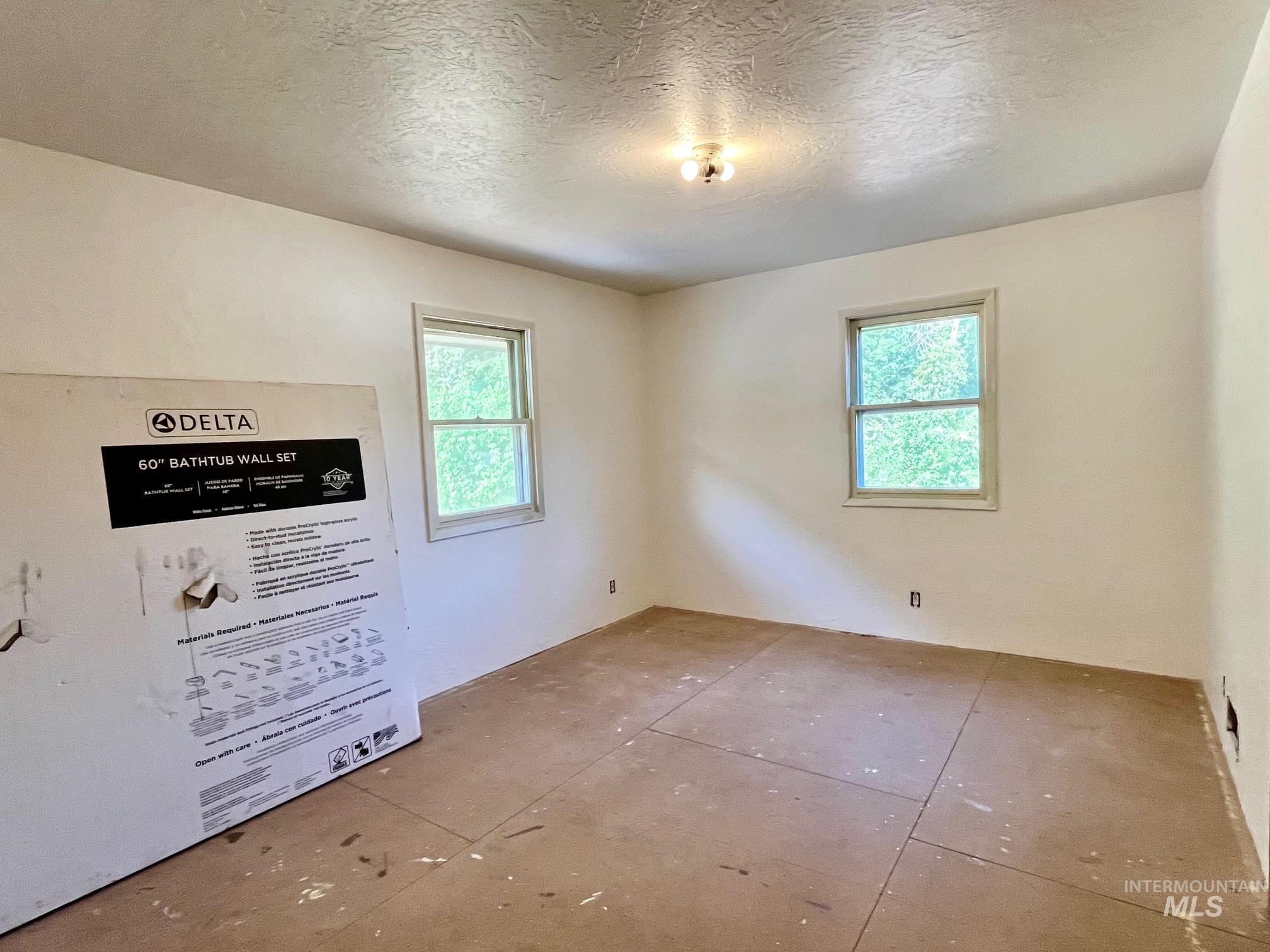 404 Harmony Heights Loop, Orofino, Idaho 83544, 3 Bedrooms, 2.5 Bathrooms, Residential For Sale, Price $329,900,MLS 98973167