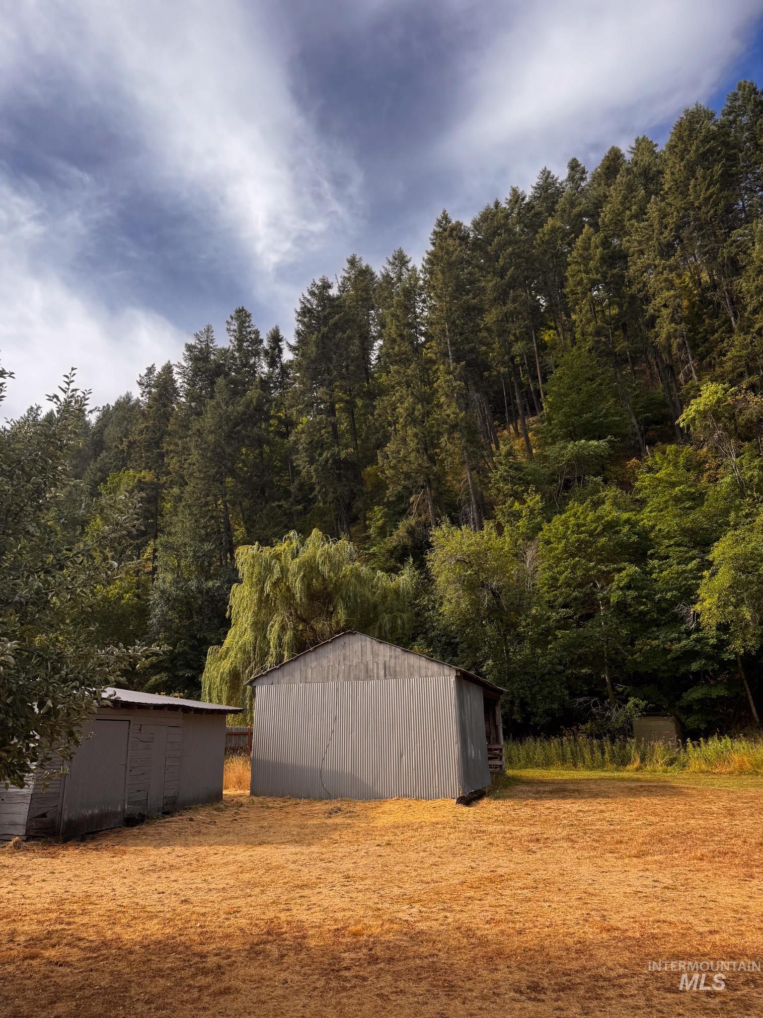 404 Harmony Heights Loop, Orofino, Idaho 83544, 3 Bedrooms, 2.5 Bathrooms, Residential For Sale, Price $329,900,MLS 98973167