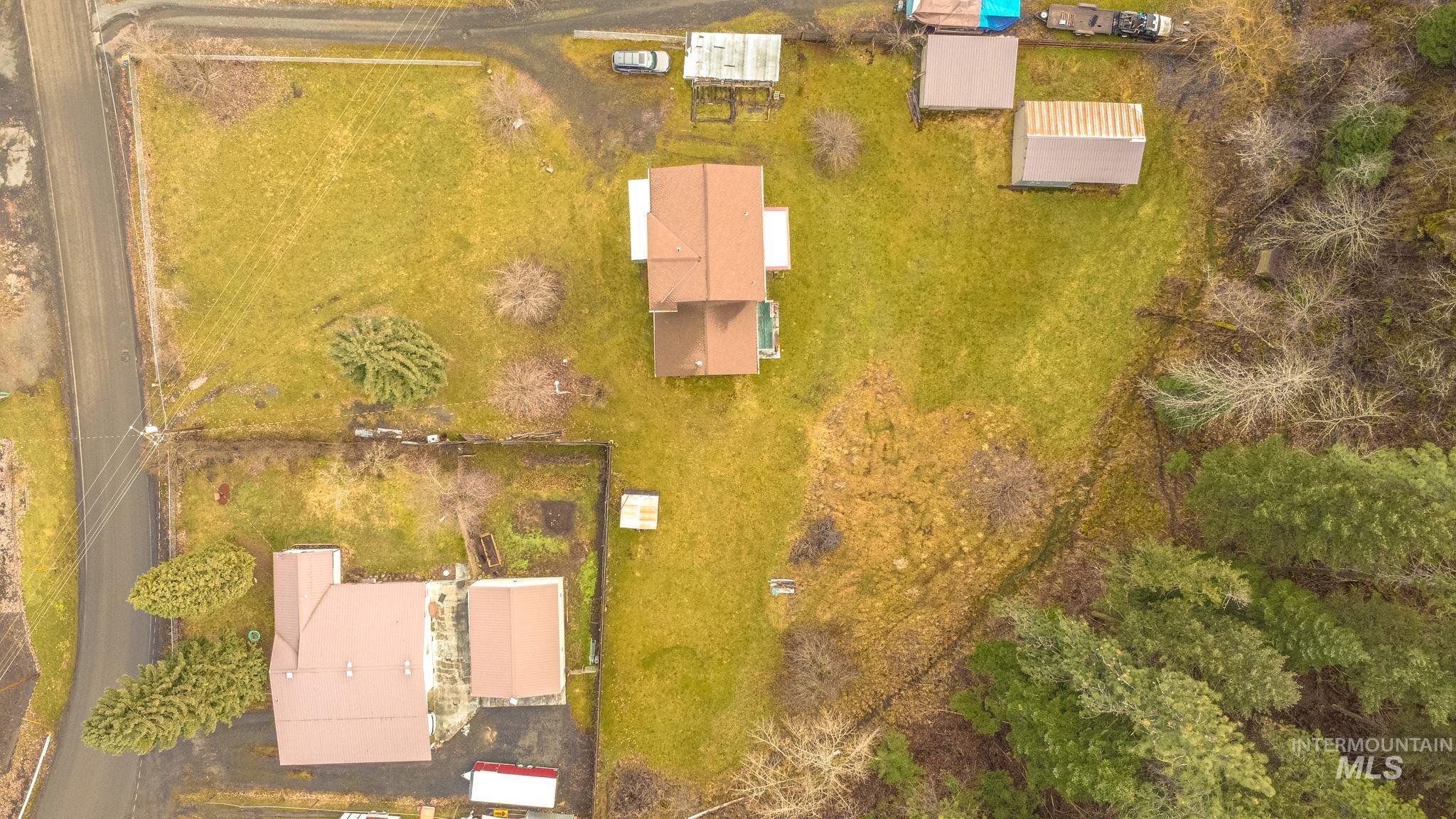 404 Harmony Heights Loop, Orofino, Idaho 83544, 3 Bedrooms, 2.5 Bathrooms, Residential For Sale, Price $329,900,MLS 98973167